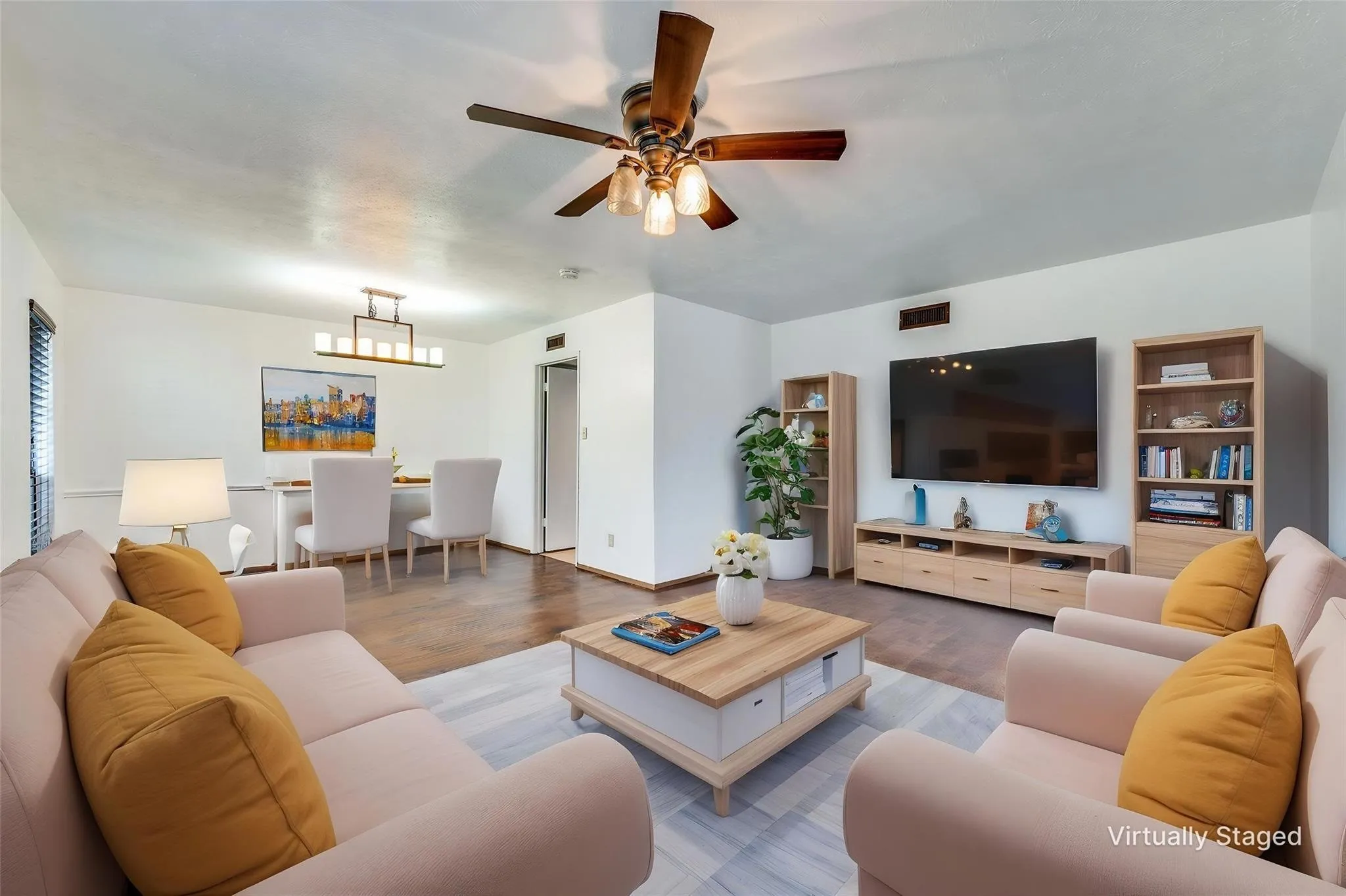 Single Family Residence For Rent in Collin County , 2209 Travis Drive, Plano, Texas 75093, 3 Bedroom, 2 Bathroom, 2 Garage spaces, 1,846 Sqft, built in 1979, mls#21390351, Real Estate Agent in Plano, Homes For Rent in Collin county, Homes For Rent in Plano, Realtor in Plano Texas, Real Estate Brokerage Independent Realty Texas, Luminita Cordes Realtor