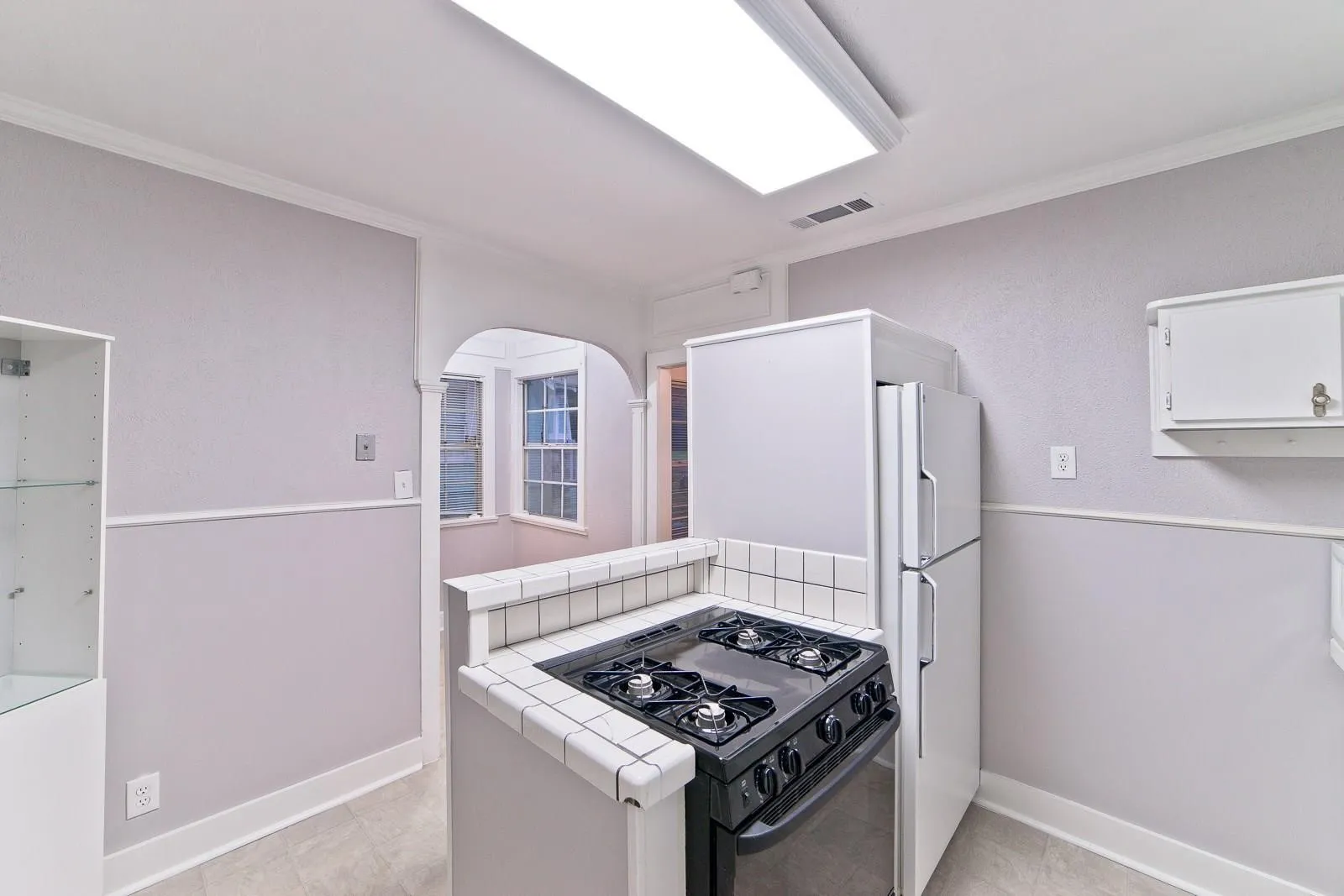 Duplex For Rent in Dallas County , 6020 Llano Avenue, Dallas, Texas 75206, 1 Bedroom, 1 Bathroom, Garage spaces, 720 Sqft, built in 1924, mls#21390346, Real Estate Agent in Dallas, Homes For Rent in Dallas county, Homes For Rent in Dallas, Realtor in Dallas Texas, Real Estate Brokerage Independent Realty Texas, Luminita Cordes Realtor