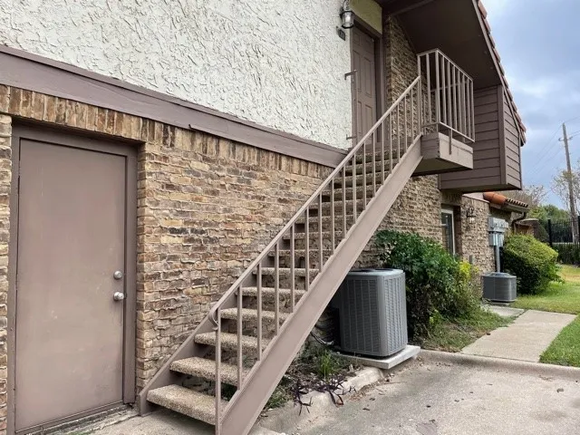 Condominium For Rent in Dallas County , 336 Melrose Drive 21C, Richardson, Texas 75080, 1 Bedroom, 2 Bathroom, Garage spaces, 940 Sqft, built in 1984, mls#21390361, Real Estate Agent in Richardson, Homes For Rent in Dallas county, Homes For Rent in Richardson, Realtor in Richardson Texas, Real Estate Brokerage Independent Realty Texas, Luminita Cordes Realtor
