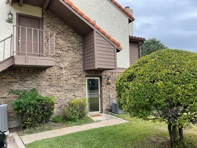 Condominium For Rent