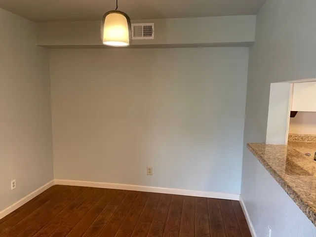Condominium For Rent in Dallas County , 336 Melrose Drive 21C, Richardson, Texas 75080, 1 Bedroom, 2 Bathroom, Garage spaces, 940 Sqft, built in 1984, mls#21390361, Real Estate Agent in Richardson, Homes For Rent in Dallas county, Homes For Rent in Richardson, Realtor in Richardson Texas, Real Estate Brokerage Independent Realty Texas, Luminita Cordes Realtor