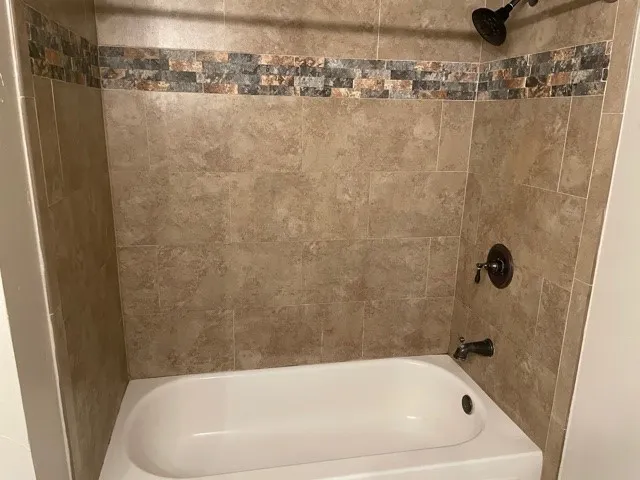 Condominium For Rent in Dallas County , 336 Melrose Drive 21C, Richardson, Texas 75080, 1 Bedroom, 2 Bathroom, Garage spaces, 940 Sqft, built in 1984, mls#21390361, Real Estate Agent in Richardson, Homes For Rent in Dallas county, Homes For Rent in Richardson, Realtor in Richardson Texas, Real Estate Brokerage Independent Realty Texas, Luminita Cordes Realtor