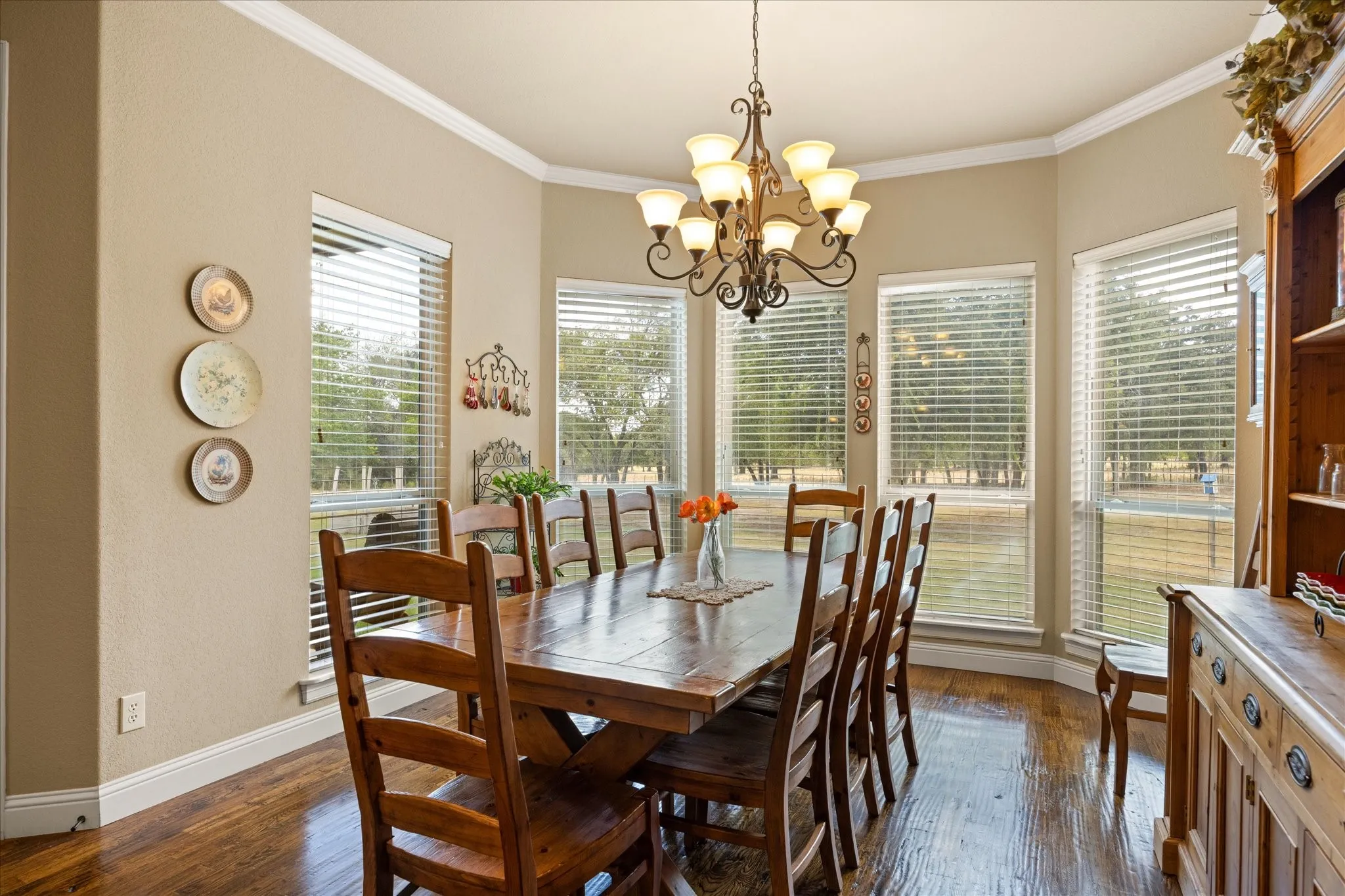 Single Family Residence For Sale in Parker County , 218 Hidden Creek Loop, Weatherford, Texas 76085, 3 Bedroom, 2 Bathroom, 2 Garage spaces, 2,486 Sqft, built in 2013, mls#21389584, Real Estate Agent in Weatherford, Homes For Sale in Parker county, Homes For Sale in Weatherford, Realtor in Weatherford Texas, Real Estate Brokerage Independent Realty Texas, Luminita Cordes Realtor