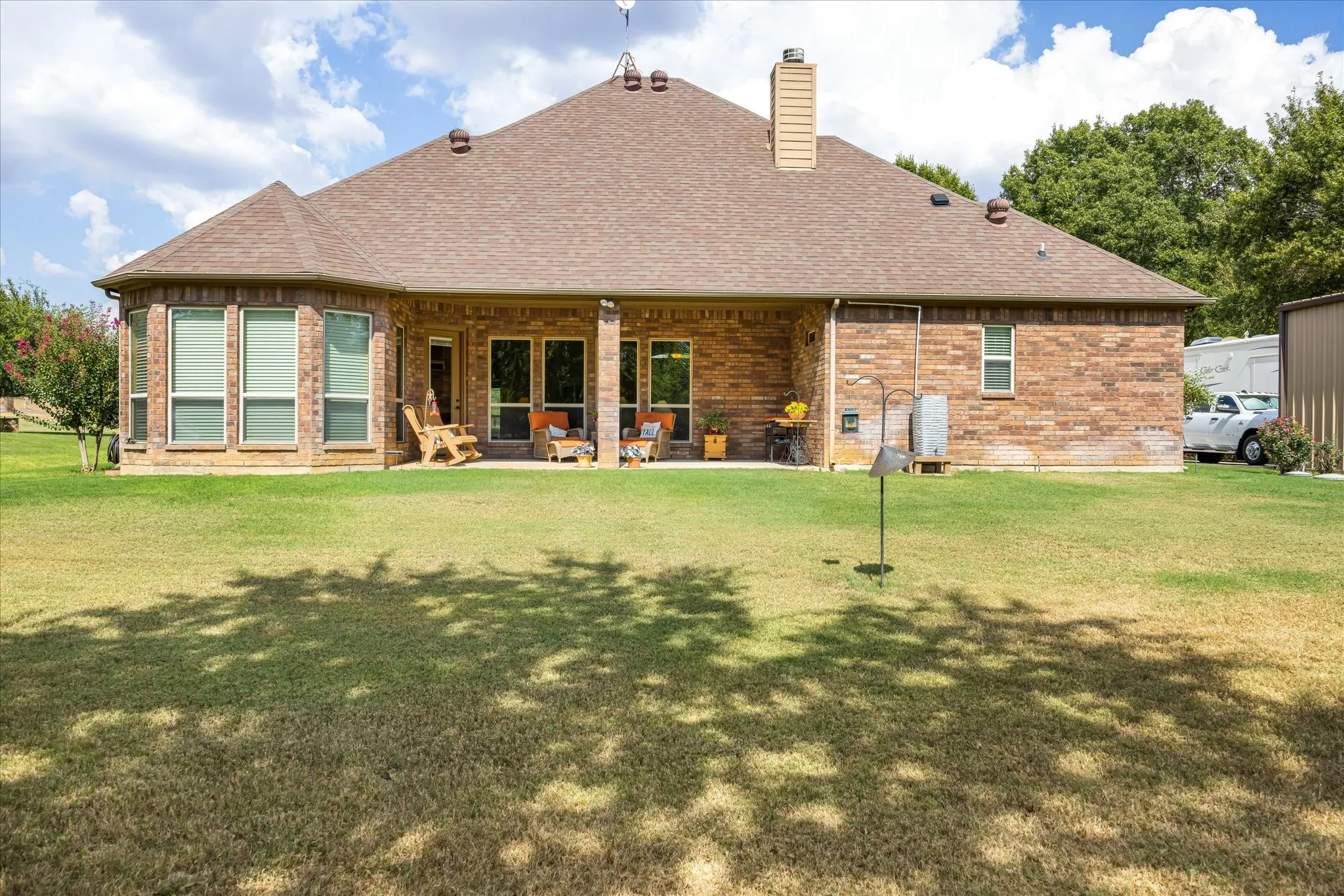 Single Family Residence For Sale in Parker County , 218 Hidden Creek Loop, Weatherford, Texas 76085, 3 Bedroom, 2 Bathroom, 2 Garage spaces, 2,486 Sqft, built in 2013, mls#21389584, Real Estate Agent in Weatherford, Homes For Sale in Parker county, Homes For Sale in Weatherford, Realtor in Weatherford Texas, Real Estate Brokerage Independent Realty Texas, Luminita Cordes Realtor