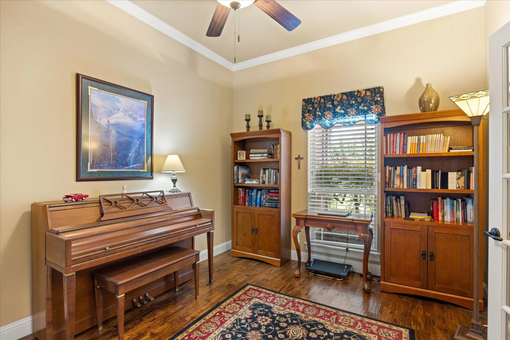 Single Family Residence For Sale in Parker County , 218 Hidden Creek Loop, Weatherford, Texas 76085, 3 Bedroom, 2 Bathroom, 2 Garage spaces, 2,486 Sqft, built in 2013, mls#21389584, Real Estate Agent in Weatherford, Homes For Sale in Parker county, Homes For Sale in Weatherford, Realtor in Weatherford Texas, Real Estate Brokerage Independent Realty Texas, Luminita Cordes Realtor