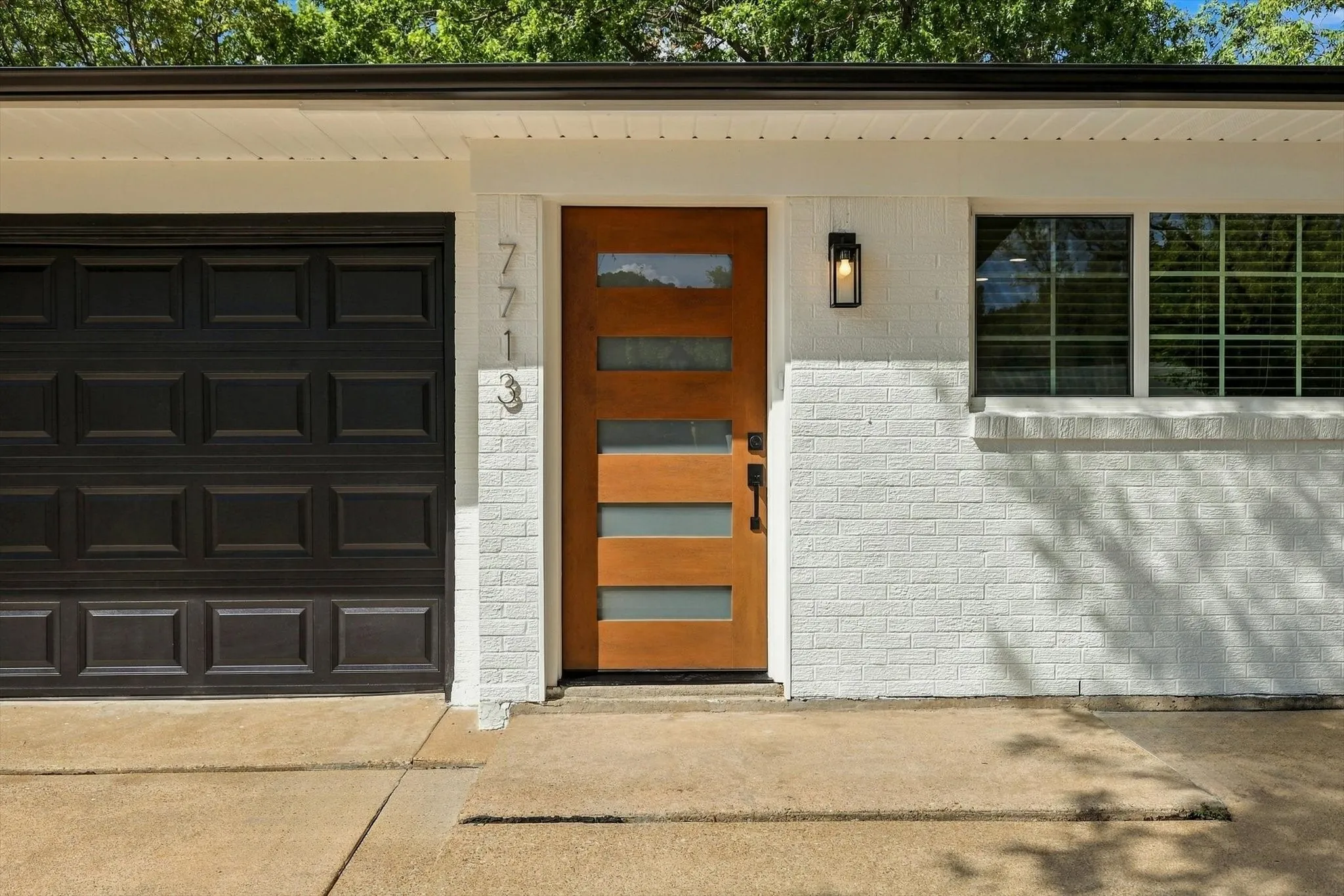 Single Family Residence For Sale in Tarrant County , 7713 Noreast Drive, North Richland Hills, Texas 76180, 3 Bedroom, 2 Bathroom, 2 Garage spaces, 1,280 Sqft, built in 1961, mls#21390367, Real Estate Agent in North Richland Hills, Homes For Sale in Tarrant county, Homes For Sale in North Richland Hills, Realtor in North Richland Hills Texas, Real Estate Brokerage Independent Realty Texas, Luminita Cordes Realtor
