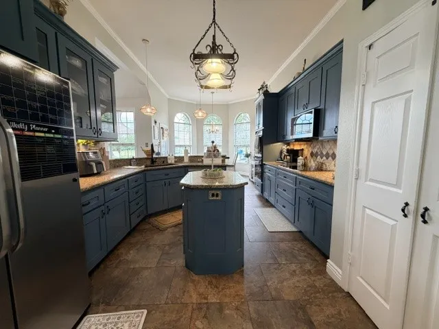 Single Family Residence For Sale in Smith County , 12606 County Road 1260, Bullard, Texas 75757, 4 Bedroom, 4 Bathroom, 4 Garage spaces, 3,000 Sqft, built in 2005, mls#21390368, Real Estate Agent in Bullard, Homes For Sale in Smith county, Homes For Sale in Bullard, Realtor in Bullard Texas, Real Estate Brokerage Independent Realty Texas, Luminita Cordes Realtor