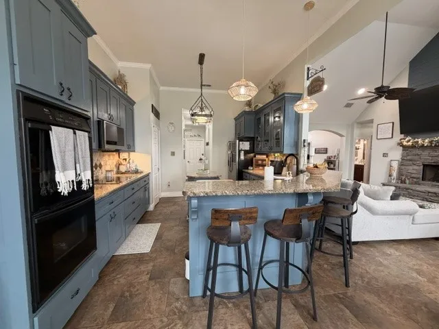 Single Family Residence For Sale in Smith County , 12606 County Road 1260, Bullard, Texas 75757, 4 Bedroom, 4 Bathroom, 4 Garage spaces, 3,000 Sqft, built in 2005, mls#21390368, Real Estate Agent in Bullard, Homes For Sale in Smith county, Homes For Sale in Bullard, Realtor in Bullard Texas, Real Estate Brokerage Independent Realty Texas, Luminita Cordes Realtor