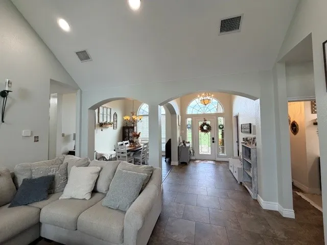 Single Family Residence For Sale in Smith County , 12606 County Road 1260, Bullard, Texas 75757, 4 Bedroom, 4 Bathroom, 4 Garage spaces, 3,000 Sqft, built in 2005, mls#21390368, Real Estate Agent in Bullard, Homes For Sale in Smith county, Homes For Sale in Bullard, Realtor in Bullard Texas, Real Estate Brokerage Independent Realty Texas, Luminita Cordes Realtor