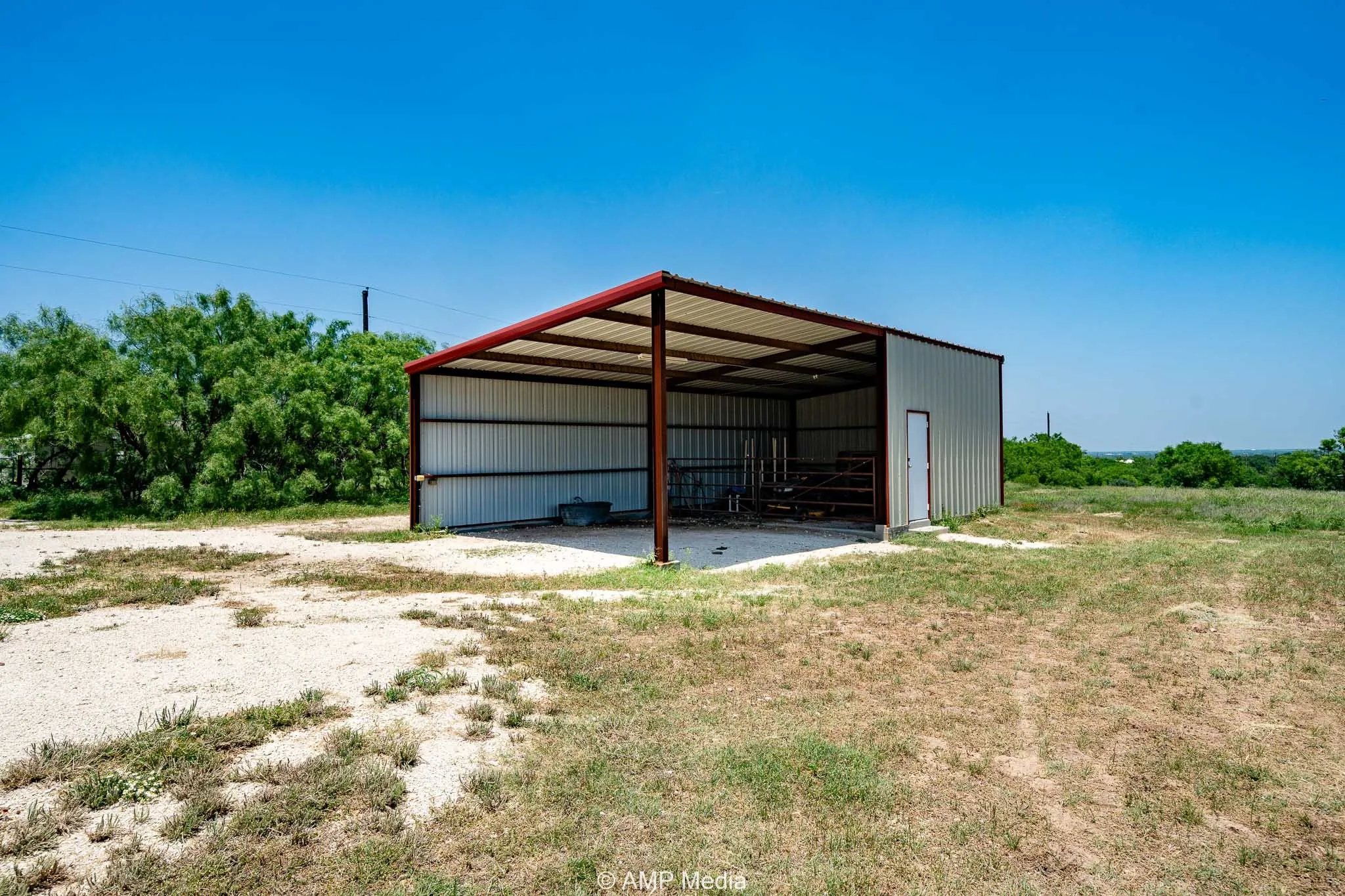 Single Family Residence For Sale in Callahan County , 13944 County Road 224, Abilene, Texas 79602, 3 Bedroom, 2 Bathroom, 2 Garage spaces, 1,887 Sqft, built in 1995, mls#21390371, Real Estate Agent in Abilene, Homes For Sale in Callahan county, Homes For Sale in Abilene, Realtor in Abilene Texas, Real Estate Brokerage Independent Realty Texas, Luminita Cordes Realtor