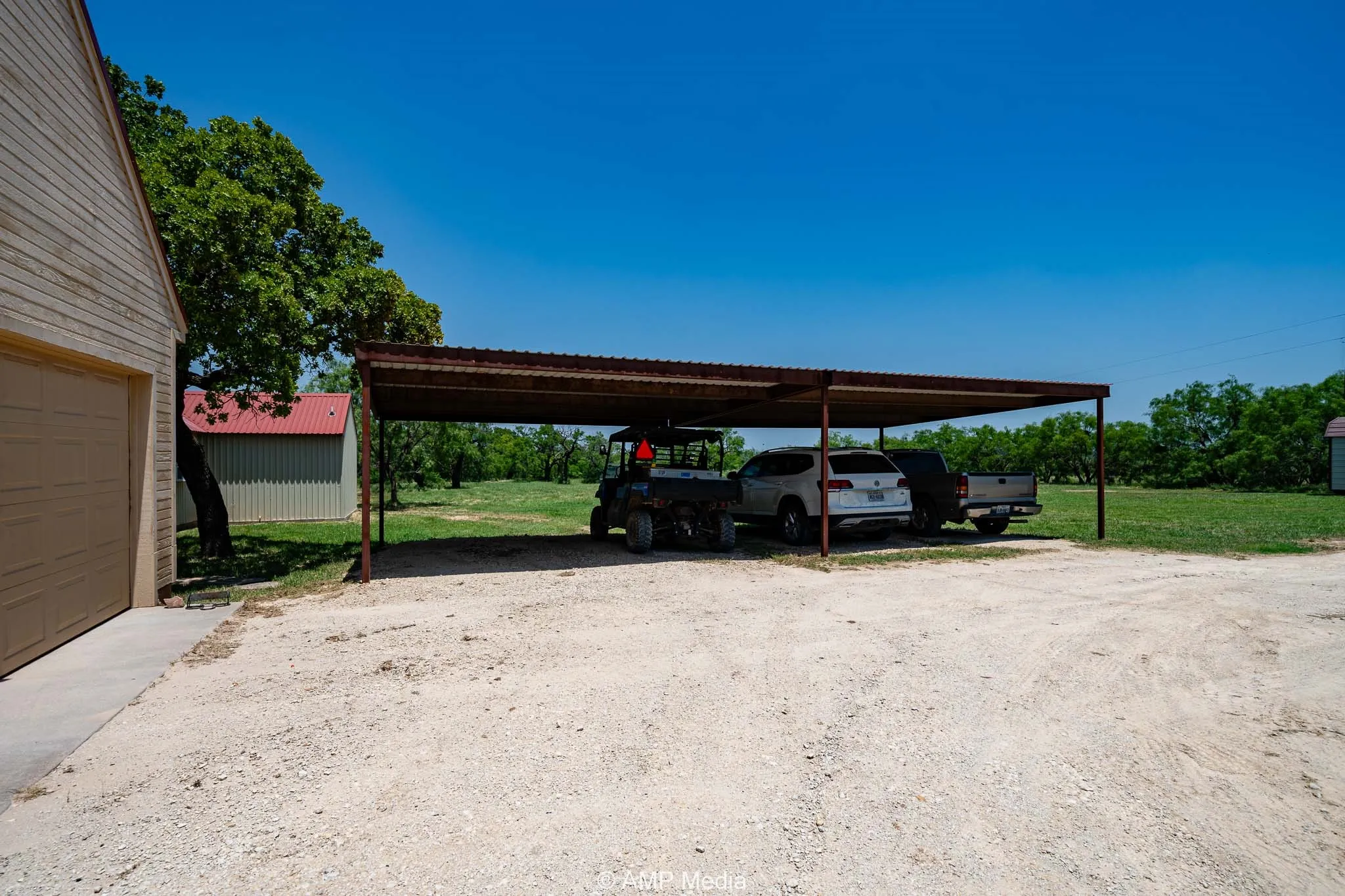 Single Family Residence For Sale in Callahan County , 13944 County Road 224, Abilene, Texas 79602, 3 Bedroom, 2 Bathroom, 2 Garage spaces, 1,887 Sqft, built in 1995, mls#21390371, Real Estate Agent in Abilene, Homes For Sale in Callahan county, Homes For Sale in Abilene, Realtor in Abilene Texas, Real Estate Brokerage Independent Realty Texas, Luminita Cordes Realtor