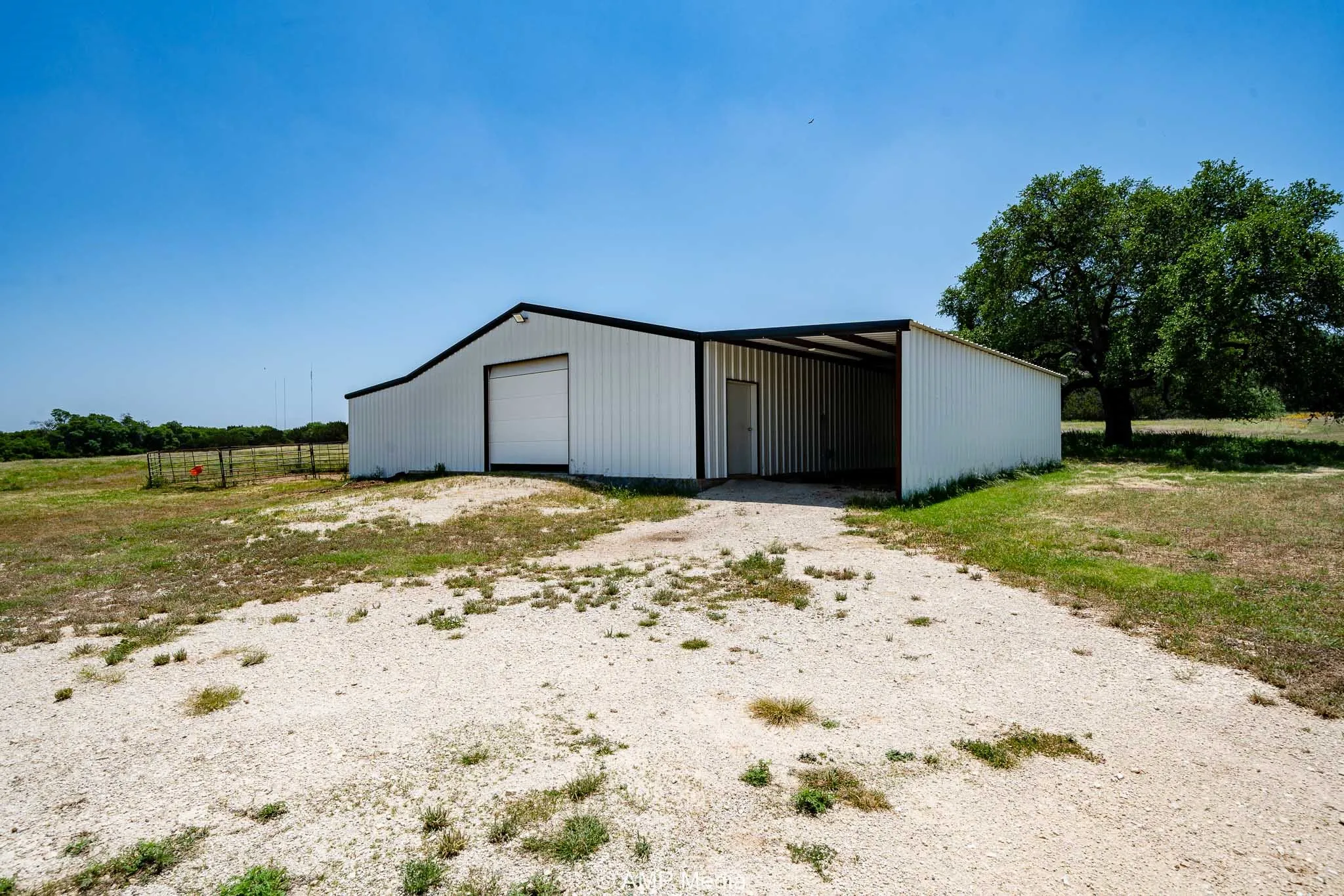 Single Family Residence For Sale in Callahan County , 13944 County Road 224, Abilene, Texas 79602, 3 Bedroom, 2 Bathroom, 2 Garage spaces, 1,887 Sqft, built in 1995, mls#21390371, Real Estate Agent in Abilene, Homes For Sale in Callahan county, Homes For Sale in Abilene, Realtor in Abilene Texas, Real Estate Brokerage Independent Realty Texas, Luminita Cordes Realtor