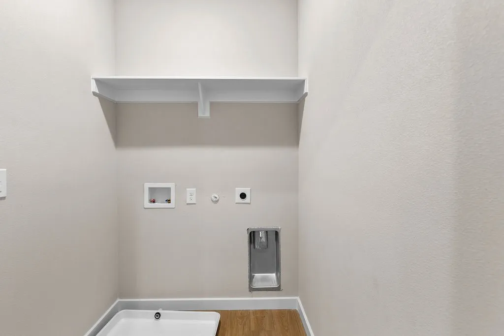 Single Family Residence For Sale in Tarrant County , 316 W Gambrell Street, Fort Worth, Texas 76115, 3 Bedroom, 3 Bathroom, 1 Garage spaces, 1,668 Sqft, built in 2026, mls#21390373, Real Estate Agent in Fort Worth, Homes For Sale in Tarrant county, Homes For Sale in Fort Worth, Realtor in Fort Worth Texas, Real Estate Brokerage Independent Realty Texas, Luminita Cordes Realtor