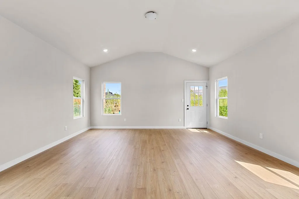 Single Family Residence For Sale in Tarrant County , 316 W Gambrell Street, Fort Worth, Texas 76115, 3 Bedroom, 3 Bathroom, 1 Garage spaces, 1,668 Sqft, built in 2026, mls#21390373, Real Estate Agent in Fort Worth, Homes For Sale in Tarrant county, Homes For Sale in Fort Worth, Realtor in Fort Worth Texas, Real Estate Brokerage Independent Realty Texas, Luminita Cordes Realtor