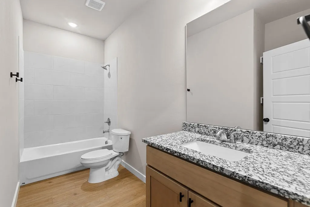Single Family Residence For Sale in Tarrant County , 316 W Gambrell Street, Fort Worth, Texas 76115, 3 Bedroom, 3 Bathroom, 1 Garage spaces, 1,668 Sqft, built in 2026, mls#21390373, Real Estate Agent in Fort Worth, Homes For Sale in Tarrant county, Homes For Sale in Fort Worth, Realtor in Fort Worth Texas, Real Estate Brokerage Independent Realty Texas, Luminita Cordes Realtor