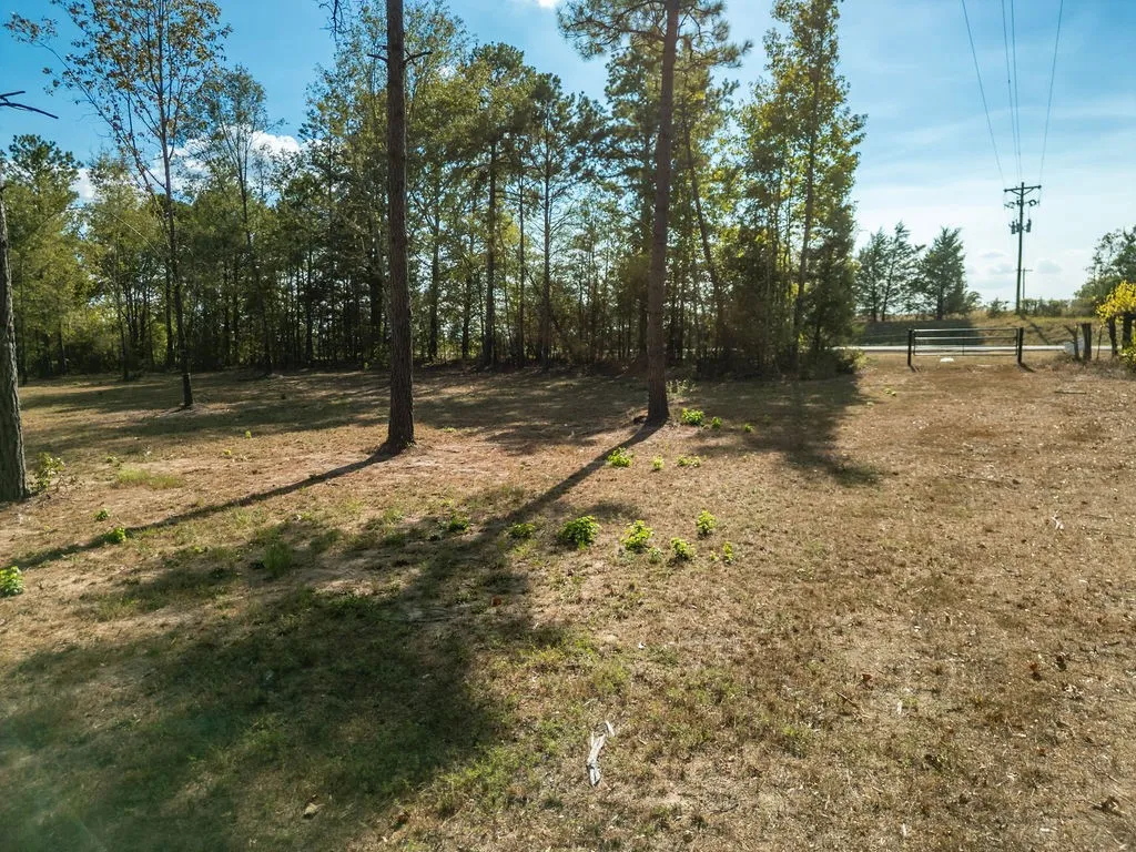 Manufactured Home For Sale in Cass County , 7752 FM 2888, Naples, Texas 75568, 3 Bedroom, 2 Bathroom, Garage spaces, 1,302 Sqft, built in 2023, mls#21389976, Real Estate Agent in Naples, Homes For Sale in Cass county, Homes For Sale in Naples, Realtor in Naples Texas, Real Estate Brokerage Independent Realty Texas, Luminita Cordes Realtor