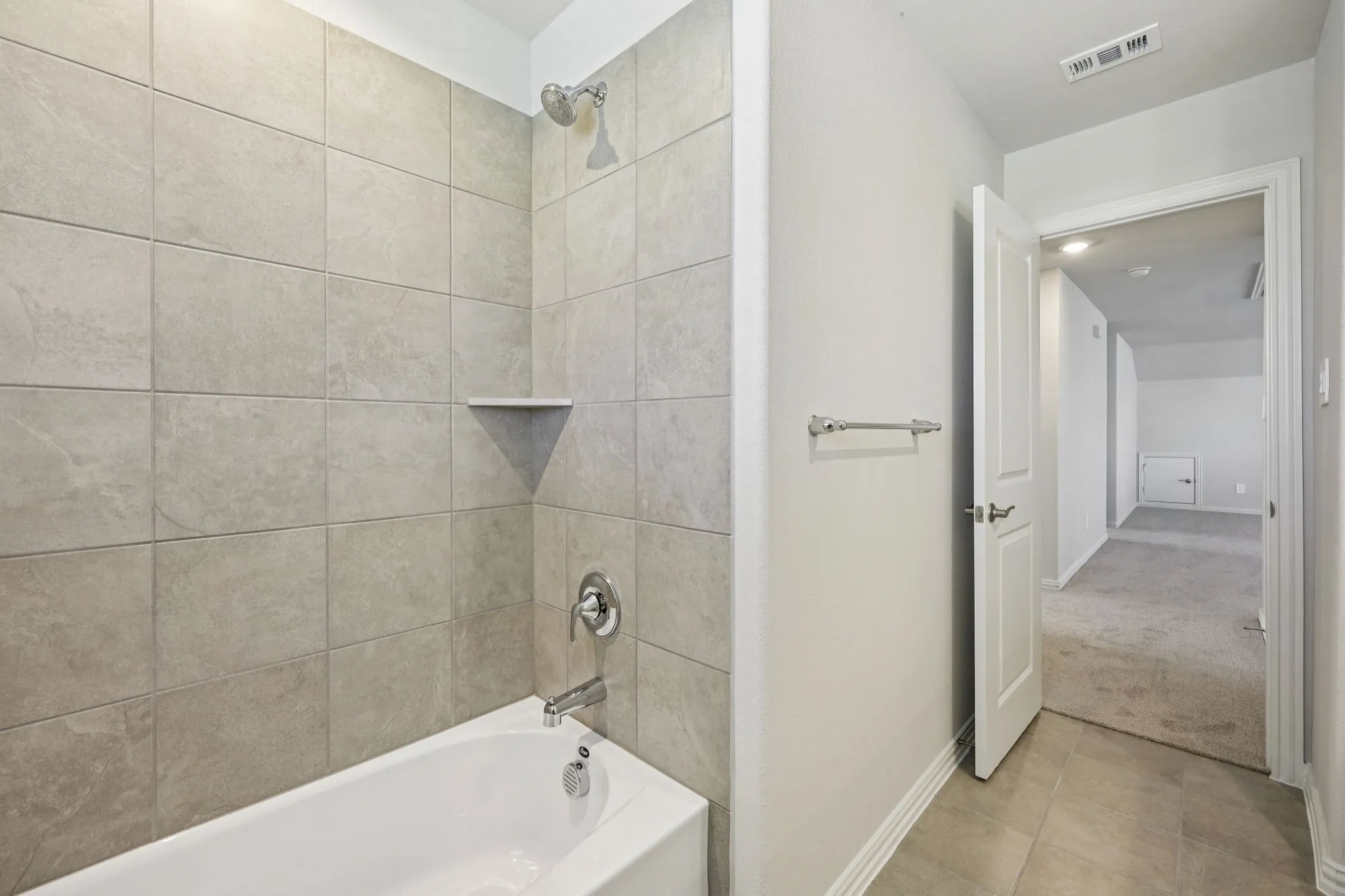 Photo is not of the actual home, but is an inspirational photo of builder’s model home and may depict options, furnishings, and/or decorator features that are not included.