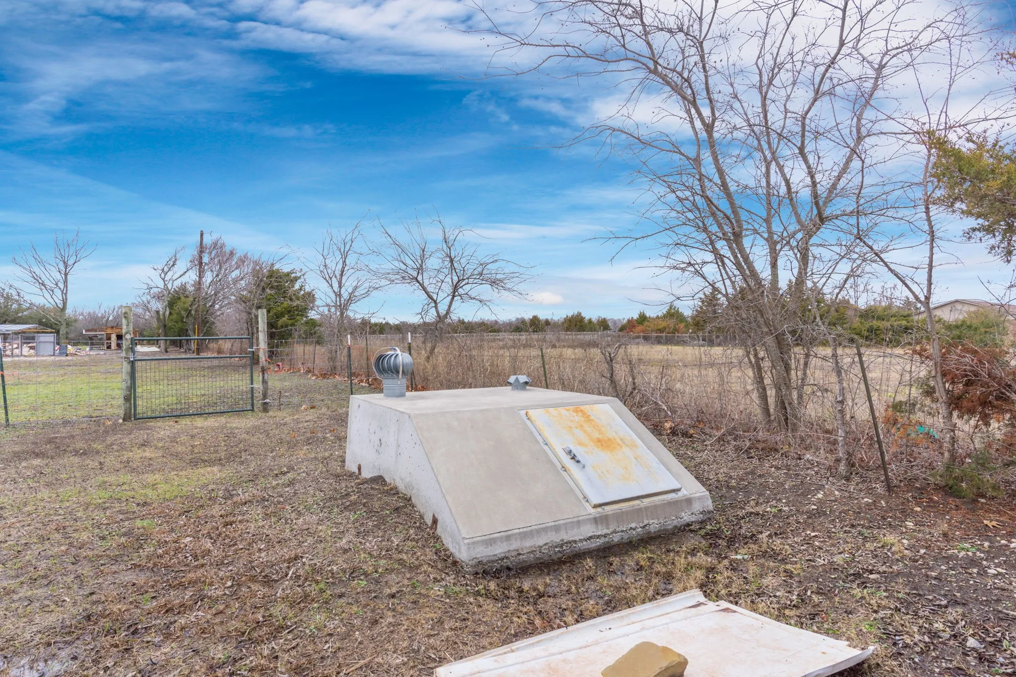 Mobile Home For Rent in Grayson County , 635 Fielder Road, Van Alstyne, Texas 75495, 2 Bedroom, 1 Bathroom, Garage spaces, 784 Sqft, built in 2015, mls#21390273, Real Estate Agent in Van Alstyne, Homes For Rent in Grayson county, Homes For Rent in Van Alstyne, Realtor in Van Alstyne Texas, Real Estate Brokerage Independent Realty Texas, Luminita Cordes Realtor