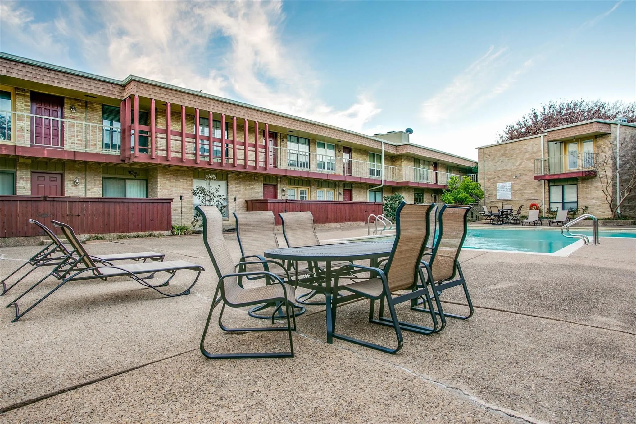 Condominium For Rent in Dallas County , 5916 Birchbrook Drive 126, Dallas, Texas 75206, 3 Bedroom, 2 Bathroom, Garage spaces, 1,144 Sqft, built in 1969, mls#21390033, Real Estate Agent in Dallas, Homes For Rent in Dallas county, Homes For Rent in Dallas, Realtor in Dallas Texas, Real Estate Brokerage Independent Realty Texas, Luminita Cordes Realtor