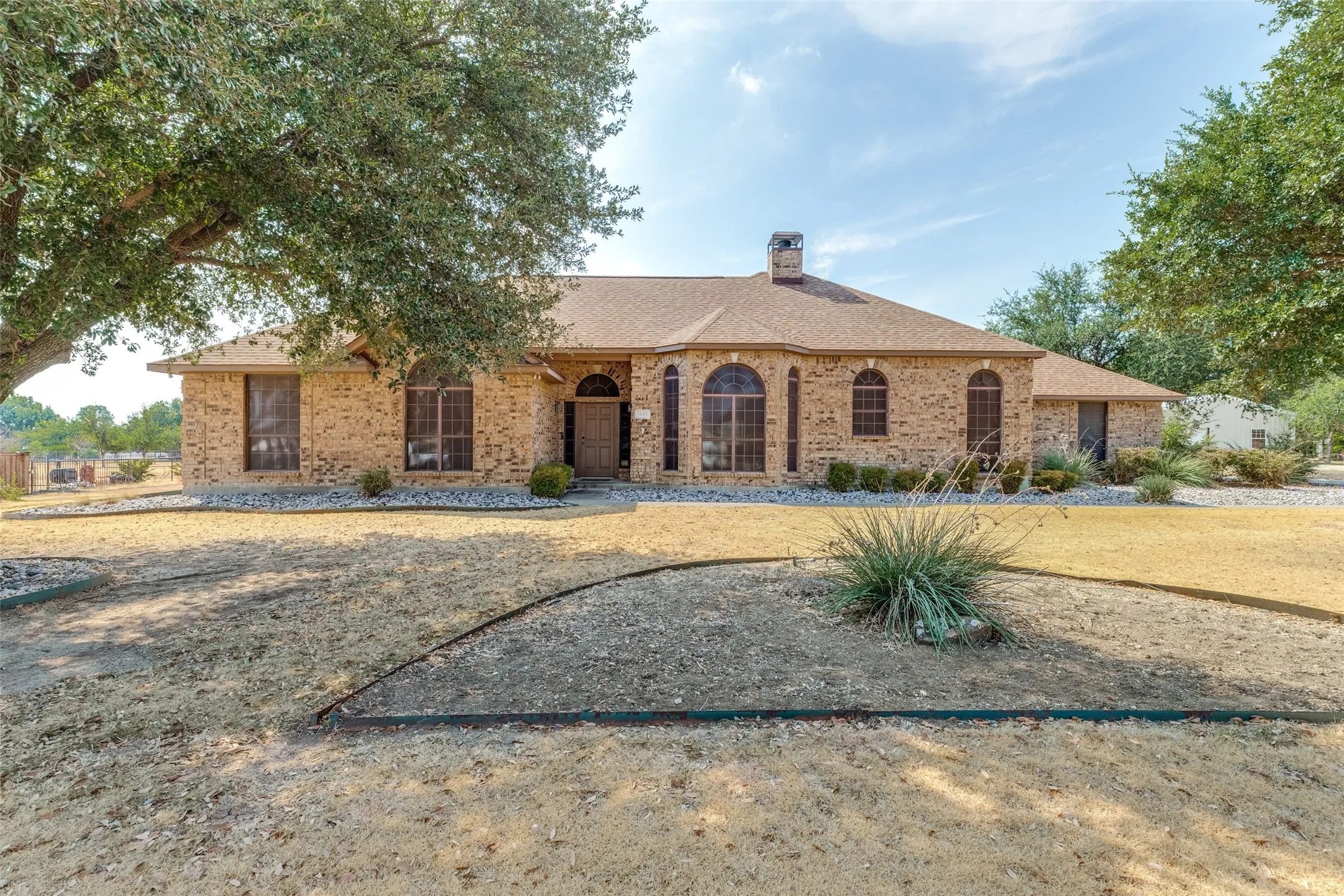 Single Family Residence For Sale in Collin County , 1249 Chandler Circle, Prosper, Texas 75078, 3 Bedroom, 3 Bathroom, 3 Garage spaces, 1,897 Sqft, built in 1995, mls#21389710, Real Estate Agent in Prosper, Homes For Sale in Collin county, Homes For Sale in Prosper, Realtor in Prosper Texas, Real Estate Brokerage Independent Realty Texas, Luminita Cordes Realtor