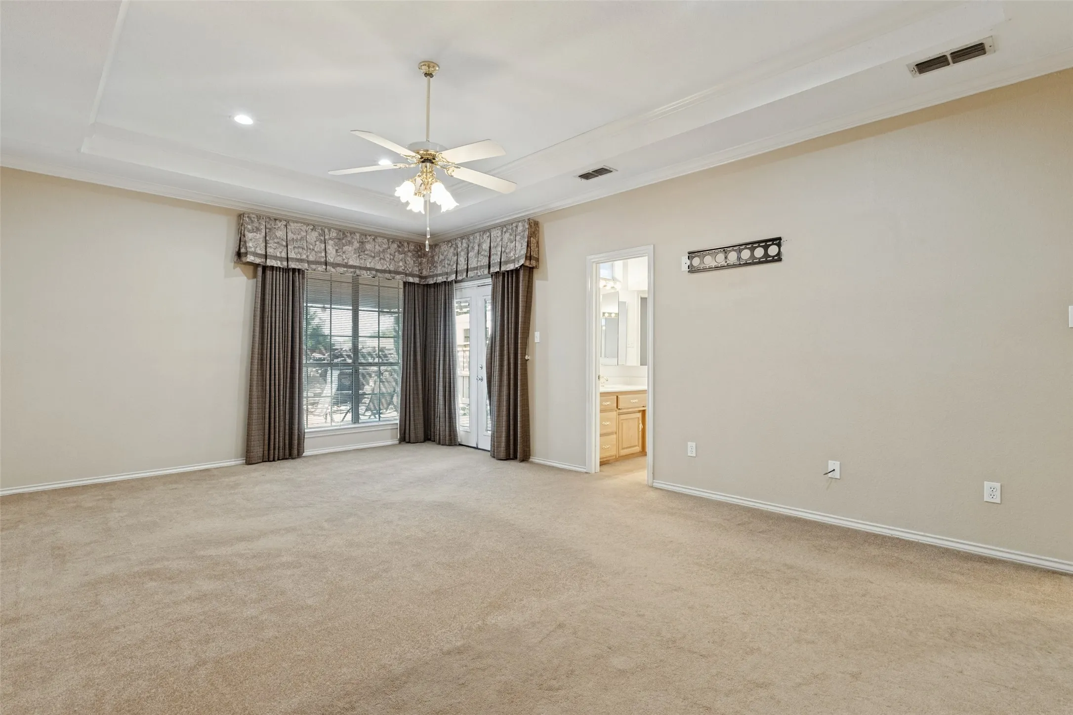 Single Family Residence For Sale in Collin County , 1249 Chandler Circle, Prosper, Texas 75078, 3 Bedroom, 3 Bathroom, 3 Garage spaces, 1,897 Sqft, built in 1995, mls#21389710, Real Estate Agent in Prosper, Homes For Sale in Collin county, Homes For Sale in Prosper, Realtor in Prosper Texas, Real Estate Brokerage Independent Realty Texas, Luminita Cordes Realtor