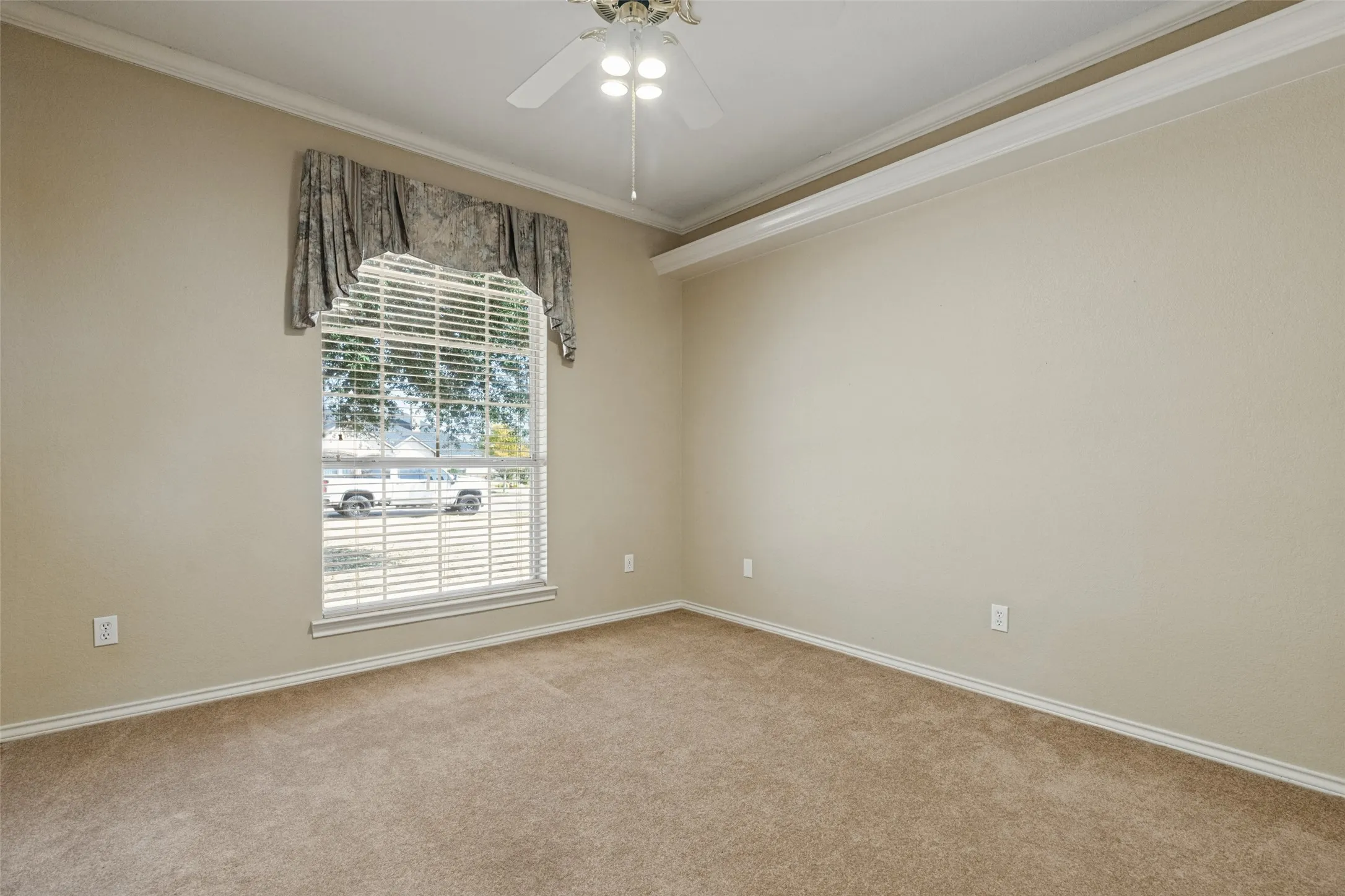 Single Family Residence For Sale in Collin County , 1249 Chandler Circle, Prosper, Texas 75078, 3 Bedroom, 3 Bathroom, 3 Garage spaces, 1,897 Sqft, built in 1995, mls#21389710, Real Estate Agent in Prosper, Homes For Sale in Collin county, Homes For Sale in Prosper, Realtor in Prosper Texas, Real Estate Brokerage Independent Realty Texas, Luminita Cordes Realtor