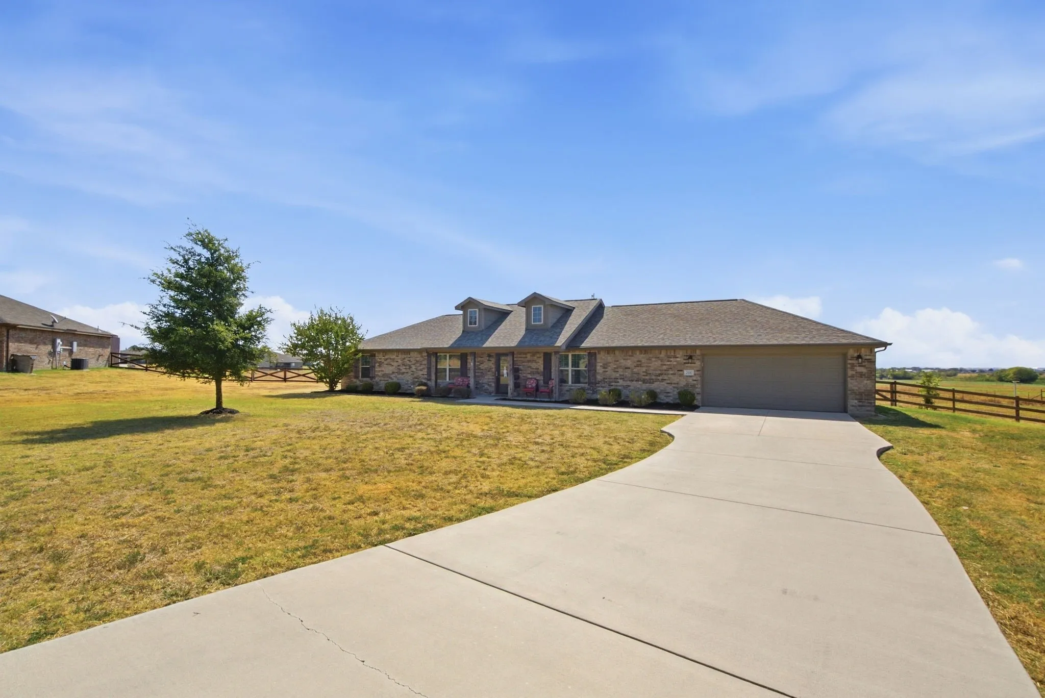 Single Family Residence For Sale in Wise County , 200 Live Oak Lane, Decatur, Texas 76234, 4 Bedroom, 2 Bathroom, 2 Garage spaces, 1,987 Sqft, built in 2017, mls#21390257, Real Estate Agent in Decatur, Homes For Sale in Wise county, Homes For Sale in Decatur, Realtor in Decatur Texas, Real Estate Brokerage Independent Realty Texas, Luminita Cordes Realtor