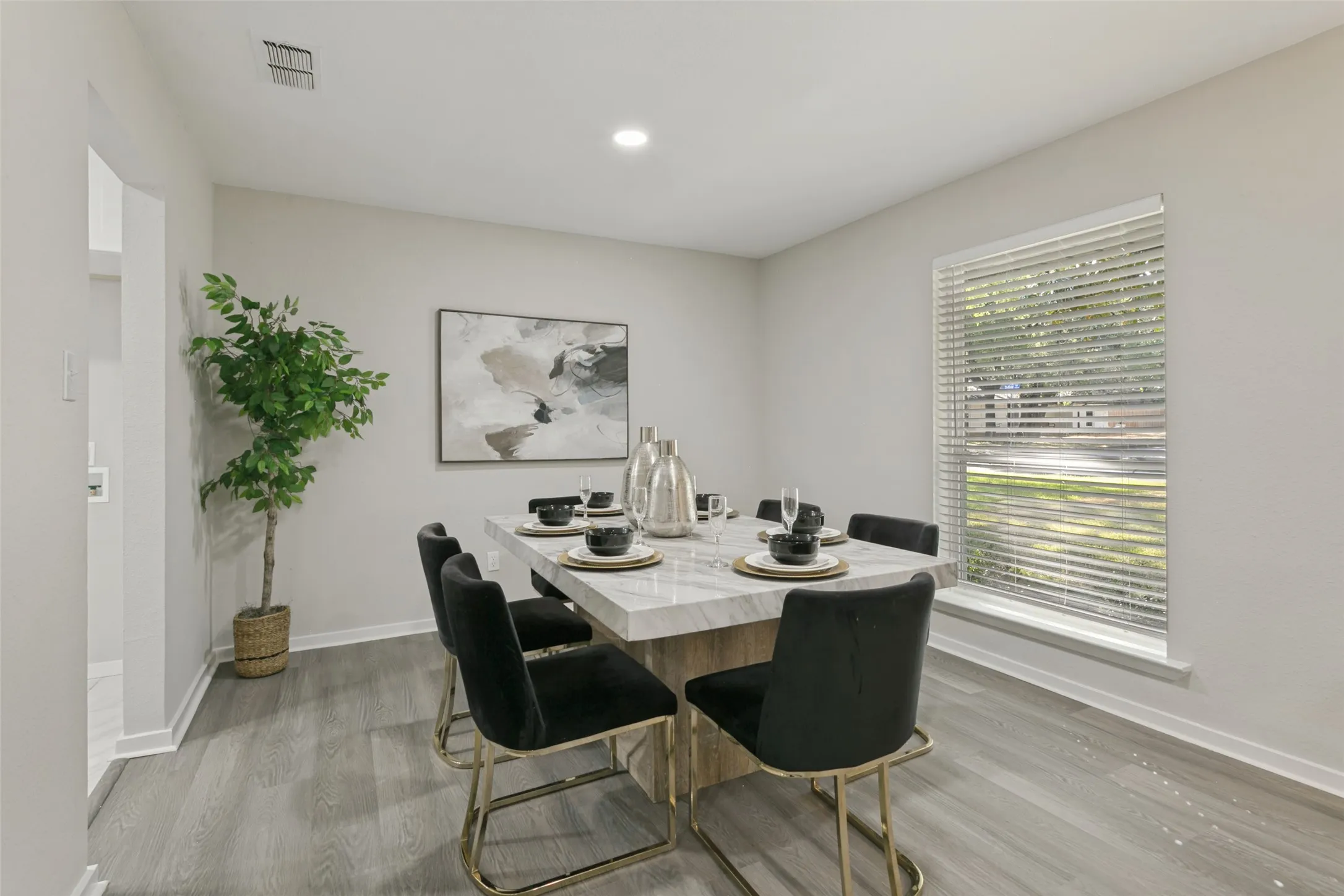 Formal Dining