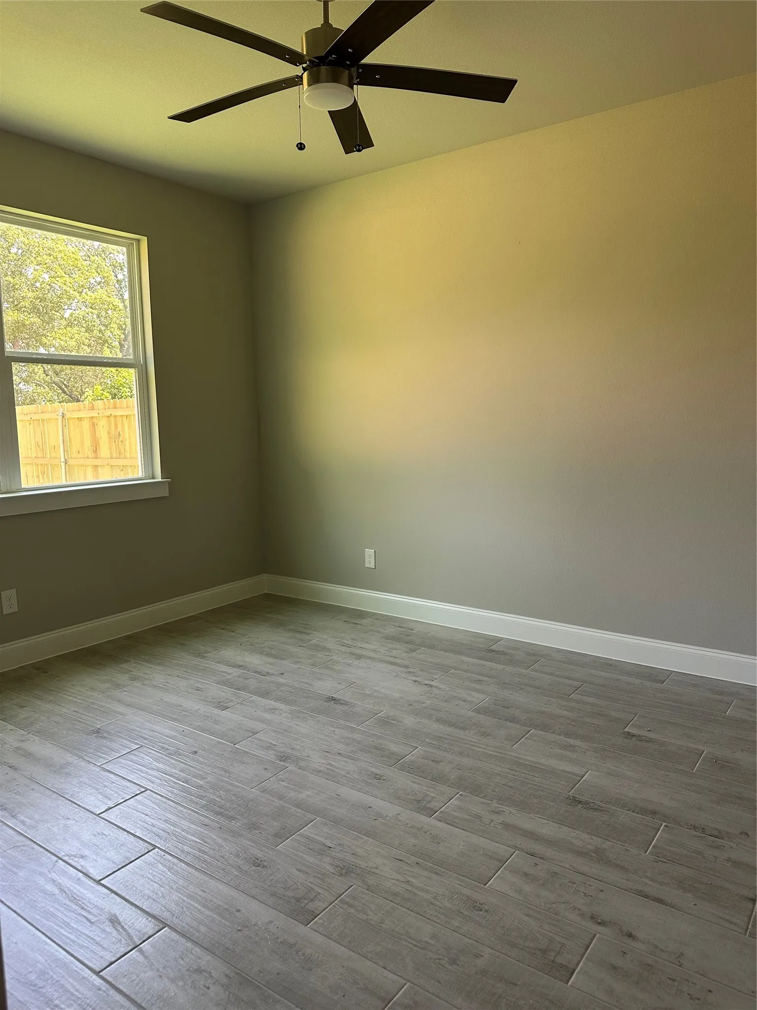 Single Family Residence For Sale in Dallas County , 1318 Diceman Avenue, Dallas, Texas 75203, 4 Bedroom, 4 Bathroom, 2 Garage spaces, 3,099 Sqft, built in 2025, mls#21386320, Real Estate Agent in Dallas, Homes For Sale in Dallas county, Homes For Sale in Dallas, Realtor in Dallas Texas, Real Estate Brokerage Independent Realty Texas, Luminita Cordes Realtor