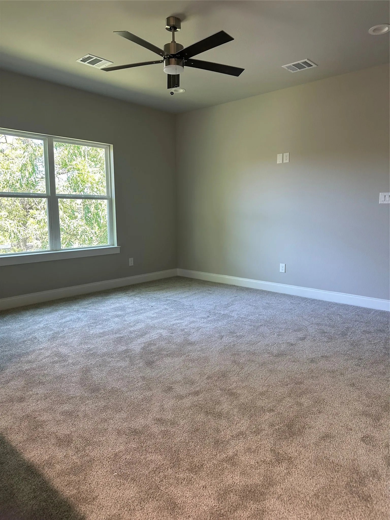 Single Family Residence For Sale in Dallas County , 1318 Diceman Avenue, Dallas, Texas 75203, 4 Bedroom, 4 Bathroom, 2 Garage spaces, 3,099 Sqft, built in 2025, mls#21386320, Real Estate Agent in Dallas, Homes For Sale in Dallas county, Homes For Sale in Dallas, Realtor in Dallas Texas, Real Estate Brokerage Independent Realty Texas, Luminita Cordes Realtor