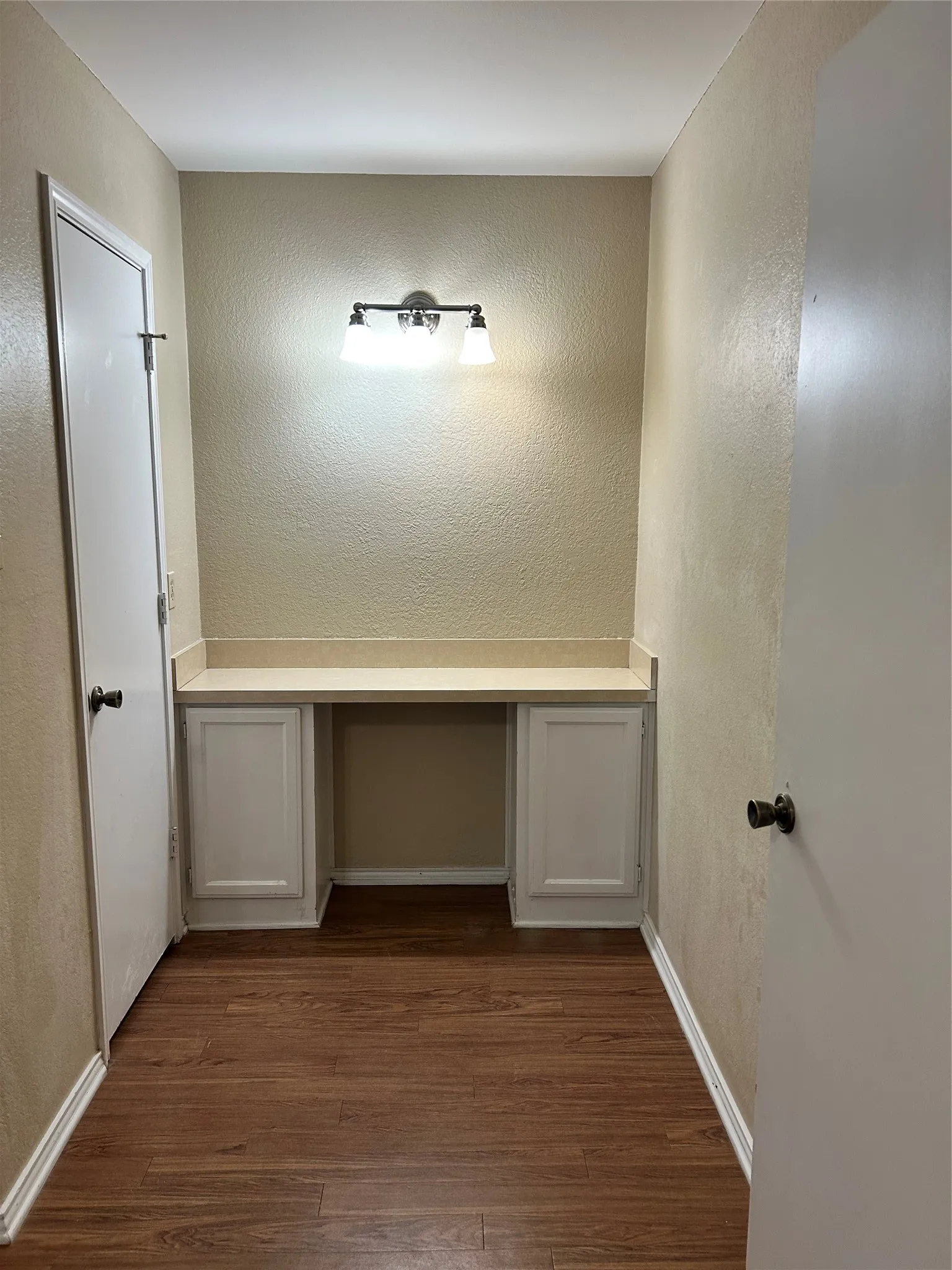 Duplex For Rent in Tarrant County , 6532 Central Avenue, North Richland Hills, Texas 76182, 2 Bedroom, 2 Bathroom, 2 Garage spaces, 1,059 Sqft, built in 1984, mls#21390388, Real Estate Agent in North Richland Hills, Homes For Rent in Tarrant county, Homes For Rent in North Richland Hills, Realtor in North Richland Hills Texas, Real Estate Brokerage Independent Realty Texas, Luminita Cordes Realtor