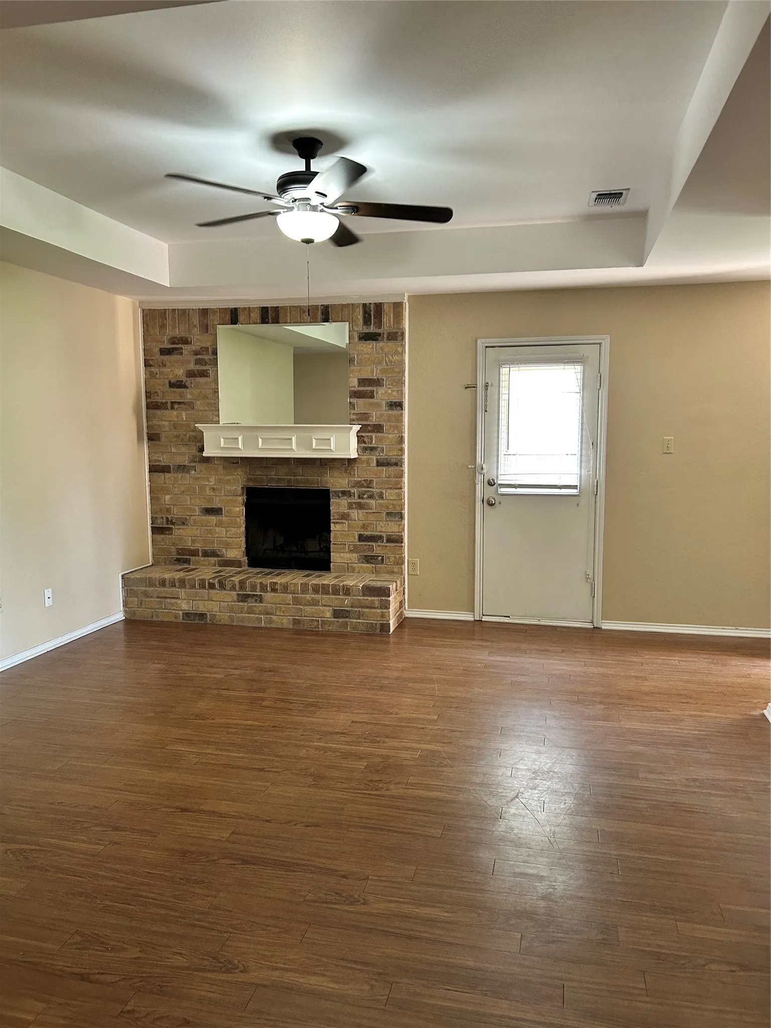 Duplex For Rent in Tarrant County , 6532 Central Avenue, North Richland Hills, Texas 76182, 2 Bedroom, 2 Bathroom, 2 Garage spaces, 1,059 Sqft, built in 1984, mls#21390388, Real Estate Agent in North Richland Hills, Homes For Rent in Tarrant county, Homes For Rent in North Richland Hills, Realtor in North Richland Hills Texas, Real Estate Brokerage Independent Realty Texas, Luminita Cordes Realtor