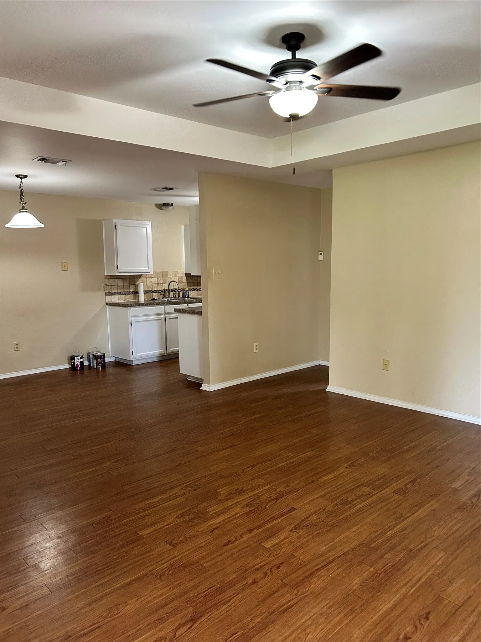 Duplex For Rent in Tarrant County , 6532 Central Avenue, North Richland Hills, Texas 76182, 2 Bedroom, 2 Bathroom, 2 Garage spaces, 1,059 Sqft, built in 1984, mls#21390388, Real Estate Agent in North Richland Hills, Homes For Rent in Tarrant county, Homes For Rent in North Richland Hills, Realtor in North Richland Hills Texas, Real Estate Brokerage Independent Realty Texas, Luminita Cordes Realtor