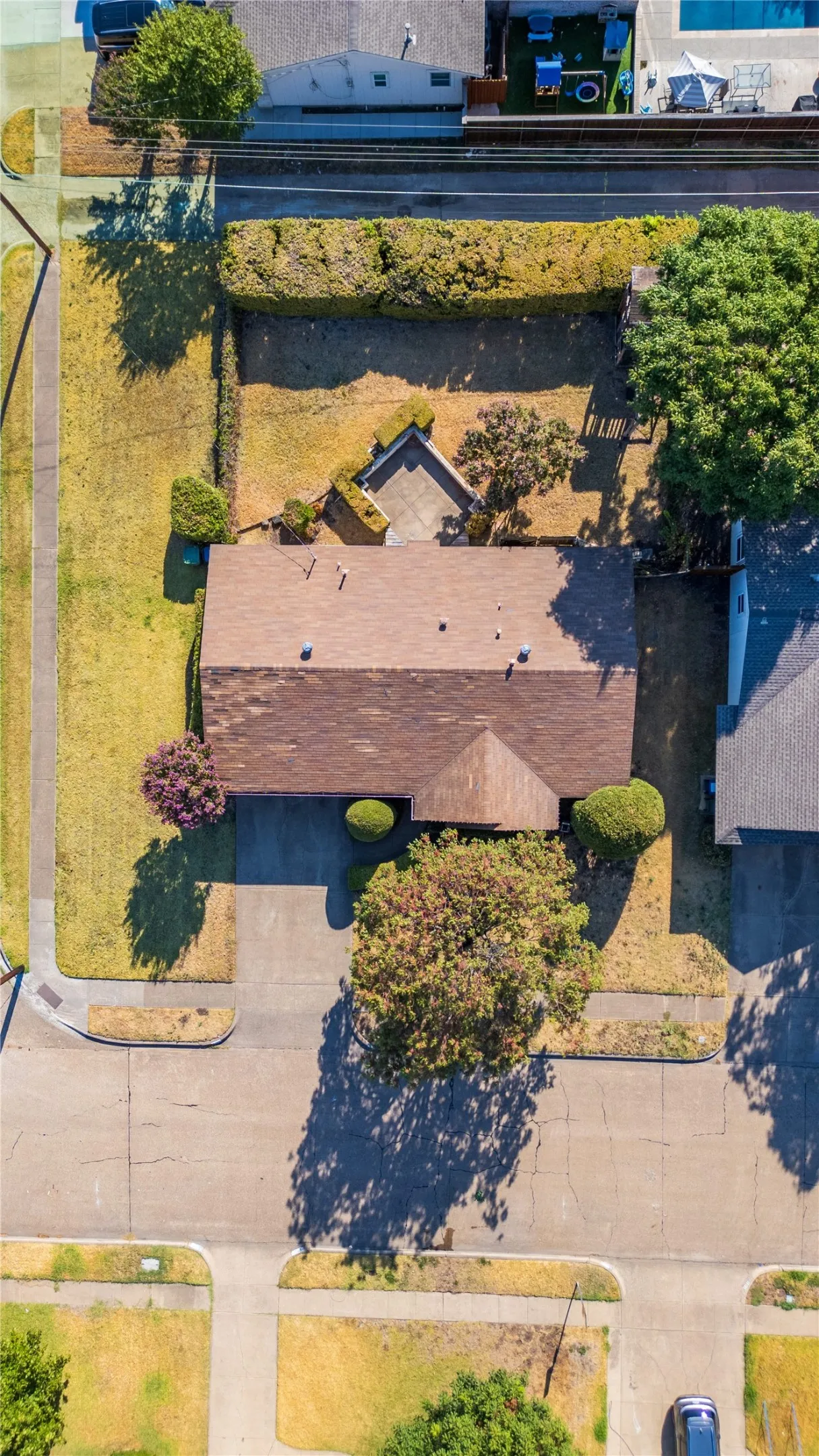 Single Family Residence For Sale in Dallas County , 1314 Glenville Drive, Garland, Texas 75042, 3 Bedroom, 2 Bathroom, 2 Garage spaces, 1,365 Sqft, built in 1964, mls#21389192, Real Estate Agent in Garland, Homes For Sale in Dallas county, Homes For Sale in Garland, Realtor in Garland Texas, Real Estate Brokerage Independent Realty Texas, Luminita Cordes Realtor