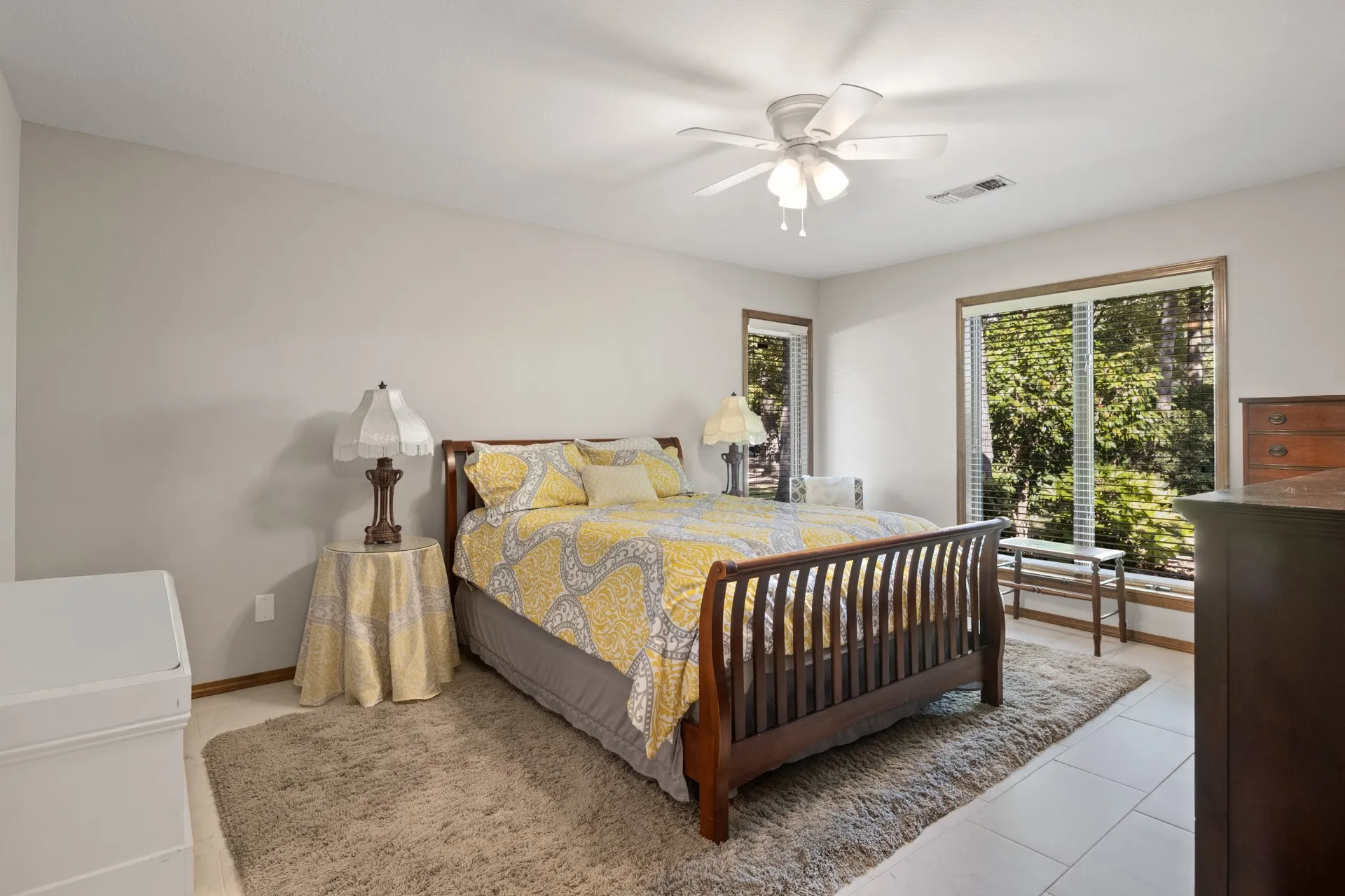 Single Family Residence For Sale in Camp County , 178 County Road 2137, Pittsburg, Texas 75686, 4 Bedroom, 4 Bathroom, 2 Garage spaces, 2,907 Sqft, built in 1988, mls#21386469, Real Estate Agent in Pittsburg, Homes For Sale in Camp county, Homes For Sale in Pittsburg, Realtor in Pittsburg Texas, Real Estate Brokerage Independent Realty Texas, Luminita Cordes Realtor