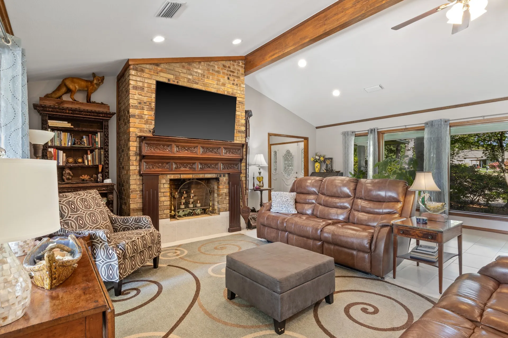 Single Family Residence For Sale in Camp County , 178 County Road 2137, Pittsburg, Texas 75686, 4 Bedroom, 4 Bathroom, 2 Garage spaces, 2,907 Sqft, built in 1988, mls#21386469, Real Estate Agent in Pittsburg, Homes For Sale in Camp county, Homes For Sale in Pittsburg, Realtor in Pittsburg Texas, Real Estate Brokerage Independent Realty Texas, Luminita Cordes Realtor