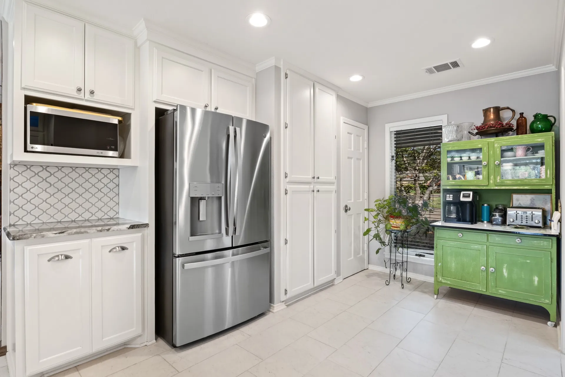 Single Family Residence For Sale in Camp County , 178 County Road 2137, Pittsburg, Texas 75686, 4 Bedroom, 4 Bathroom, 2 Garage spaces, 2,907 Sqft, built in 1988, mls#21386469, Real Estate Agent in Pittsburg, Homes For Sale in Camp county, Homes For Sale in Pittsburg, Realtor in Pittsburg Texas, Real Estate Brokerage Independent Realty Texas, Luminita Cordes Realtor