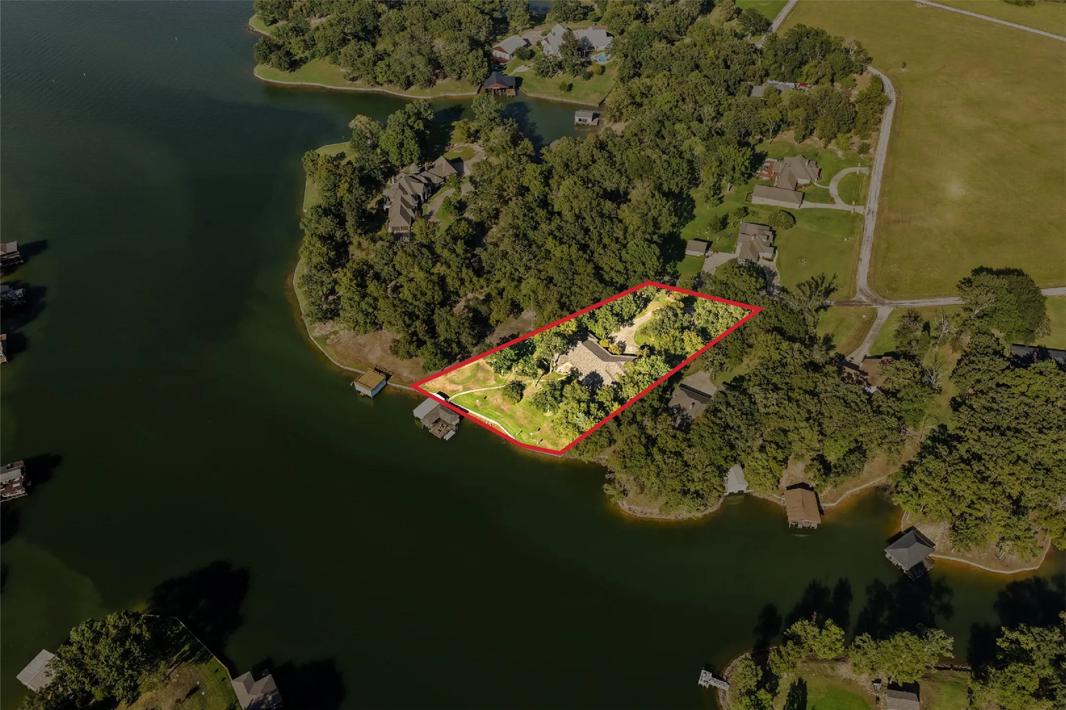 Single Family Residence For Sale in Camp County , 178 County Road 2137, Pittsburg, Texas 75686, 4 Bedroom, 4 Bathroom, 2 Garage spaces, 2,907 Sqft, built in 1988, mls#21386469, Real Estate Agent in Pittsburg, Homes For Sale in Camp county, Homes For Sale in Pittsburg, Realtor in Pittsburg Texas, Real Estate Brokerage Independent Realty Texas, Luminita Cordes Realtor