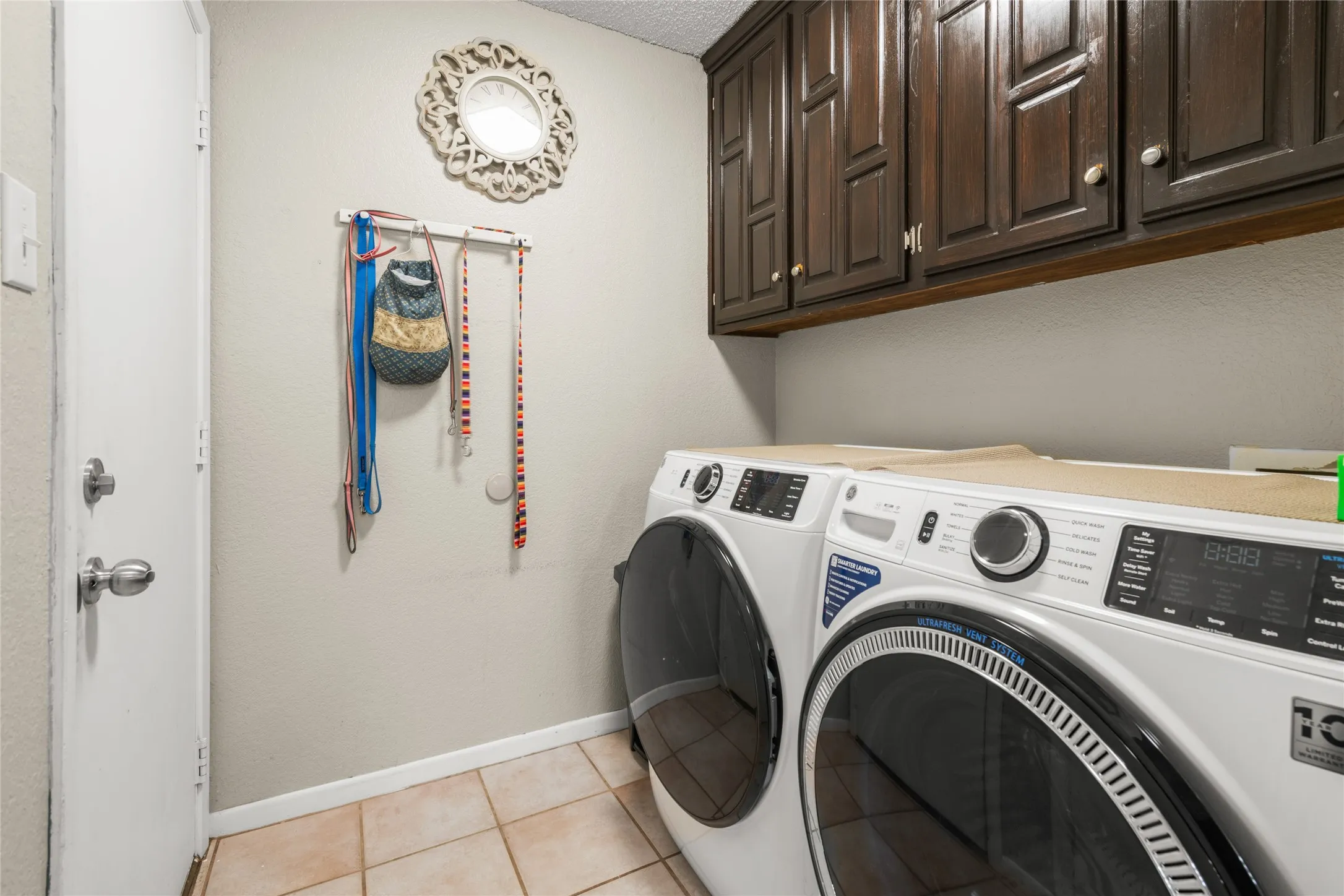 Single Family Residence For Sale in Taylor County , 5241 Meadowick Lane, Abilene, Texas 79606, 3 Bedroom, 2 Bathroom, 2 Garage spaces, 1,708 Sqft, built in 1982, mls#21389939, Real Estate Agent in Abilene, Homes For Sale in Taylor county, Homes For Sale in Abilene, Realtor in Abilene Texas, Real Estate Brokerage Independent Realty Texas, Luminita Cordes Realtor