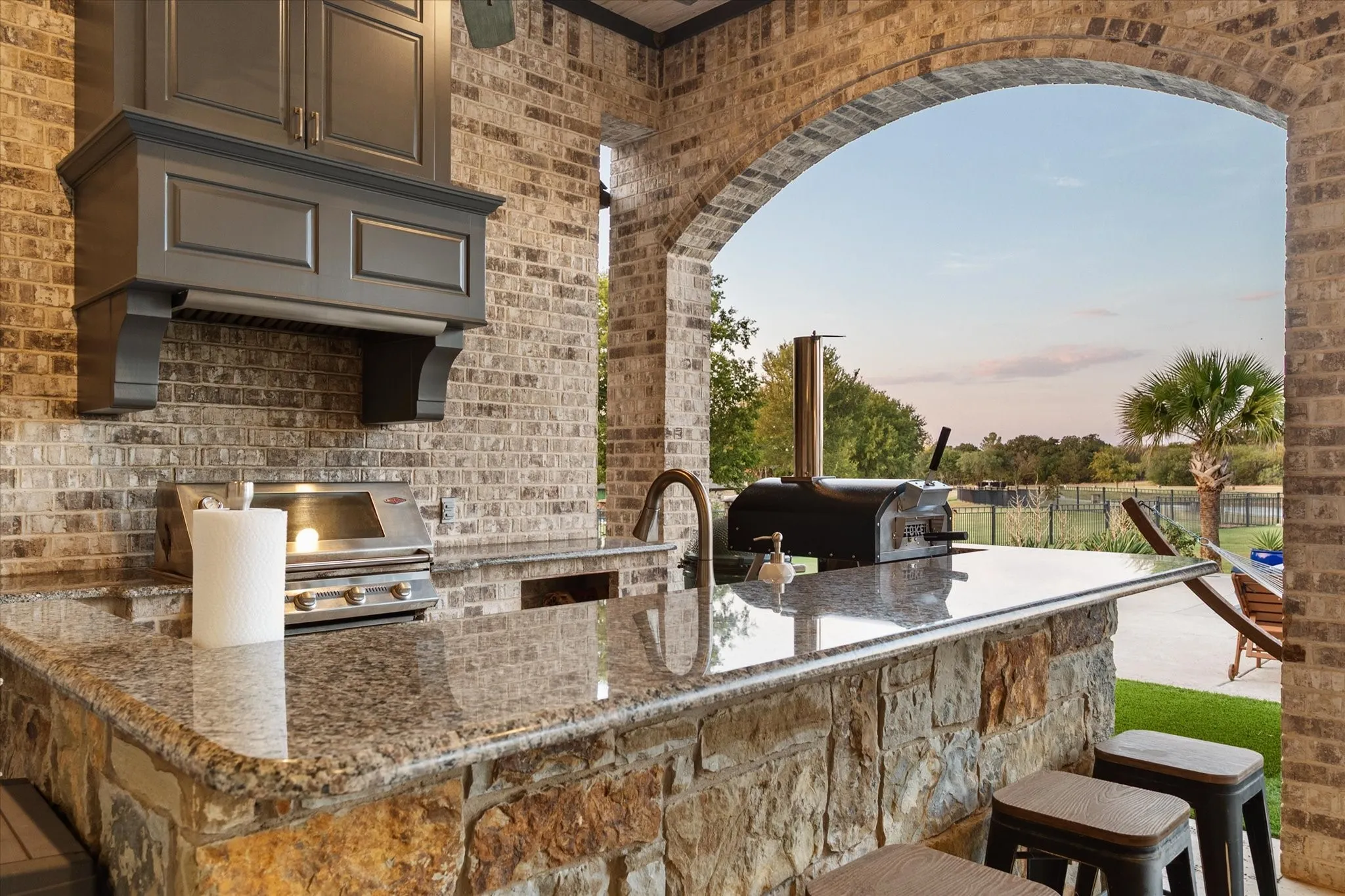 Single Family Residence For Sale in Johnson County , 10613 Kyle Circle, Burleson, Texas 76028, 5 Bedroom, 5 Bathroom, 3 Garage spaces, 5,667 Sqft, built in 2016, mls#21380120, Real Estate Agent in Burleson, Homes For Sale in Johnson county, Homes For Sale in Burleson, Realtor in Burleson Texas, Real Estate Brokerage Independent Realty Texas, Luminita Cordes Realtor