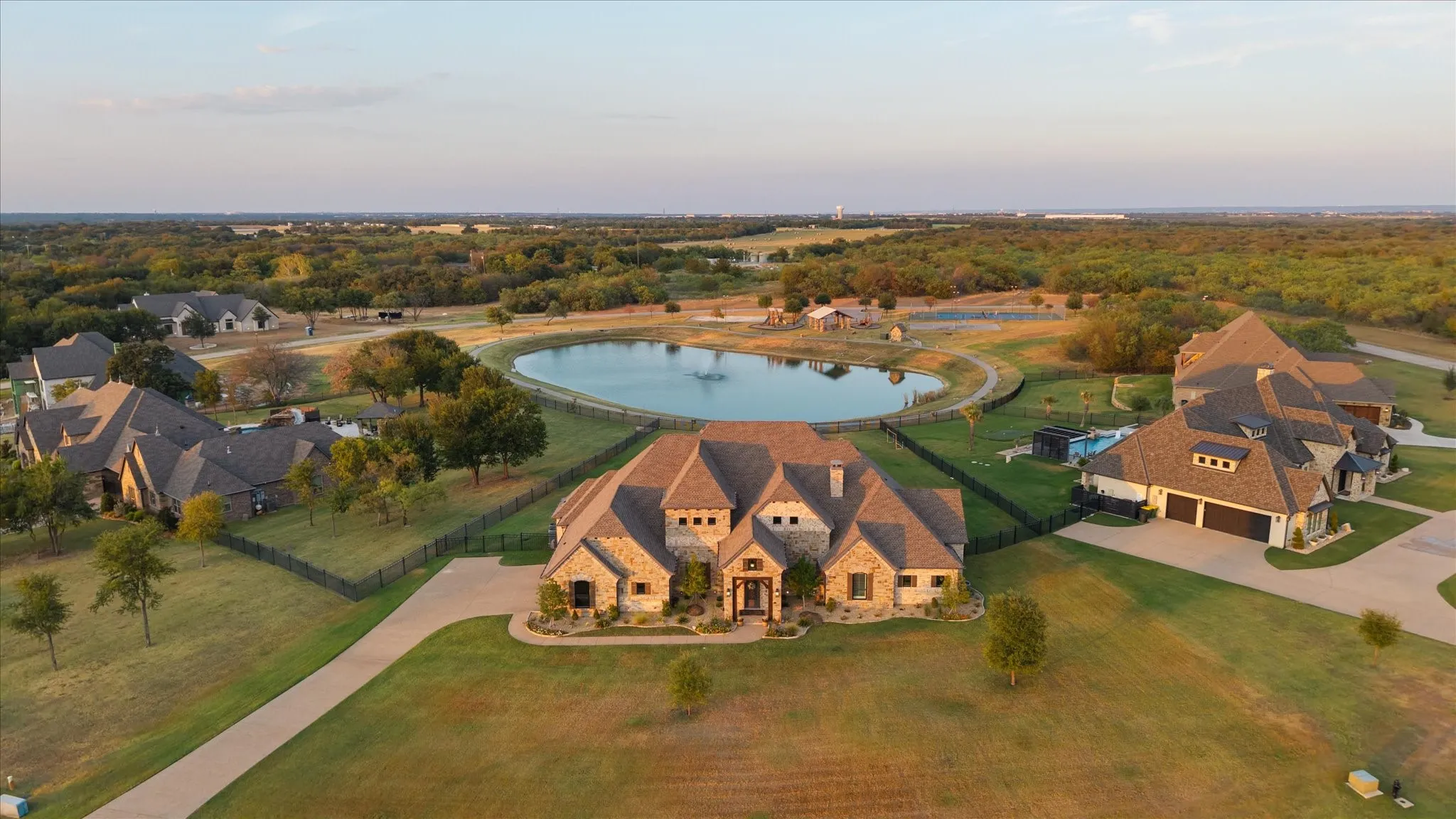 Single Family Residence For Sale in Johnson County , 10613 Kyle Circle, Burleson, Texas 76028, 5 Bedroom, 5 Bathroom, 3 Garage spaces, 5,667 Sqft, built in 2016, mls#21380120, Real Estate Agent in Burleson, Homes For Sale in Johnson county, Homes For Sale in Burleson, Realtor in Burleson Texas, Real Estate Brokerage Independent Realty Texas, Luminita Cordes Realtor