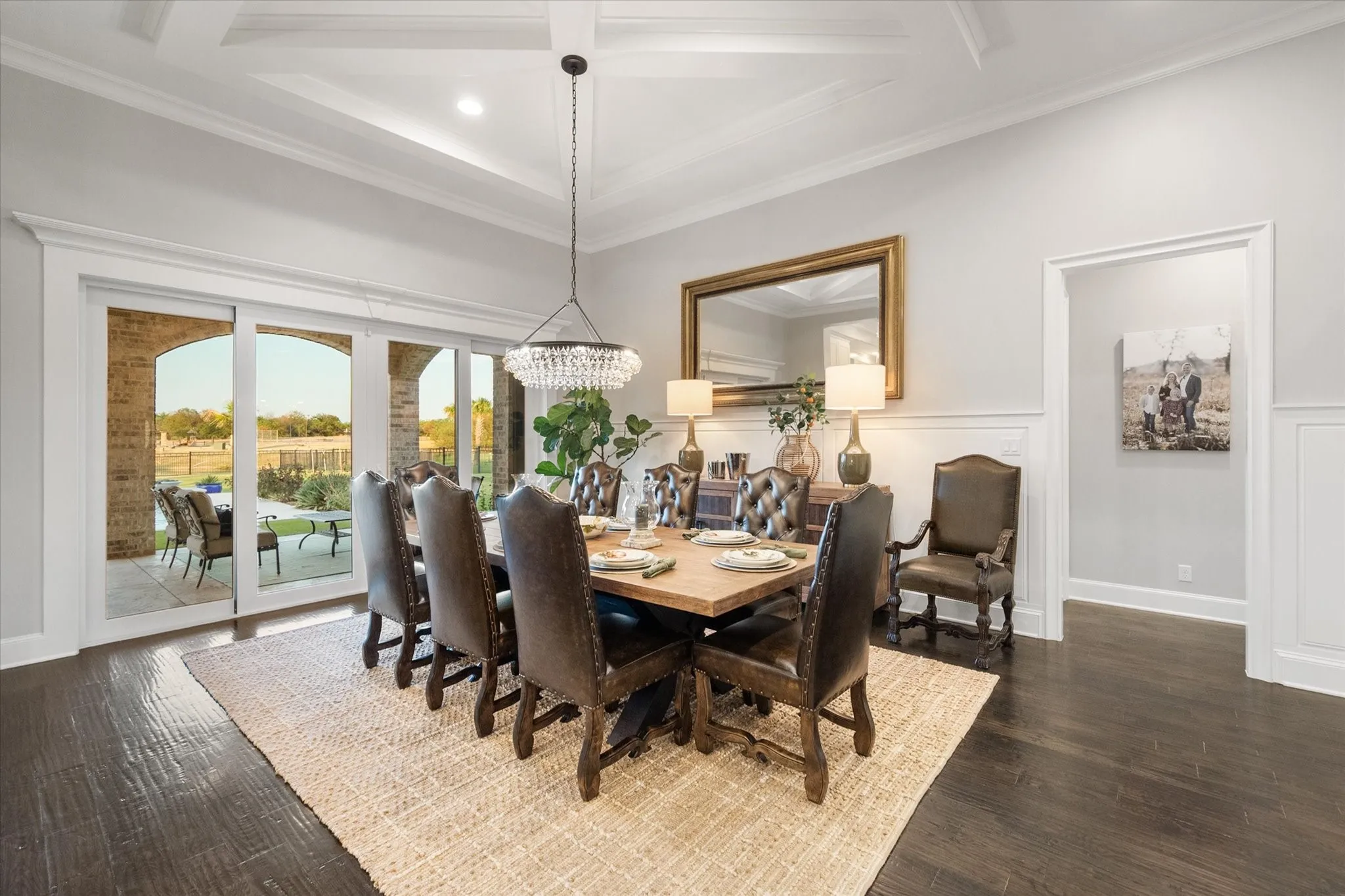 Single Family Residence For Sale in Johnson County , 10613 Kyle Circle, Burleson, Texas 76028, 5 Bedroom, 5 Bathroom, 3 Garage spaces, 5,667 Sqft, built in 2016, mls#21380120, Real Estate Agent in Burleson, Homes For Sale in Johnson county, Homes For Sale in Burleson, Realtor in Burleson Texas, Real Estate Brokerage Independent Realty Texas, Luminita Cordes Realtor