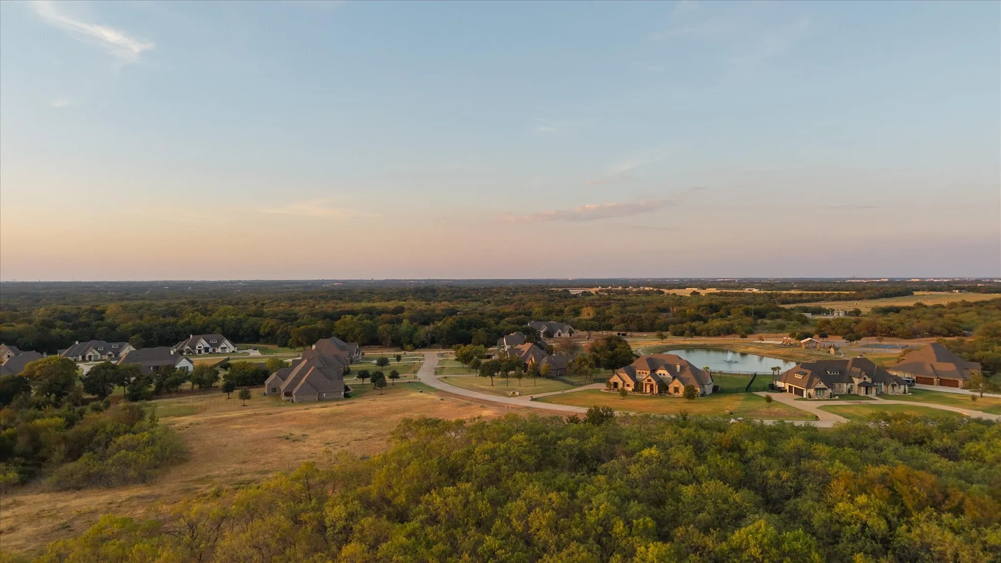 Single Family Residence For Sale in Johnson County , 10613 Kyle Circle, Burleson, Texas 76028, 5 Bedroom, 5 Bathroom, 3 Garage spaces, 5,667 Sqft, built in 2016, mls#21380120, Real Estate Agent in Burleson, Homes For Sale in Johnson county, Homes For Sale in Burleson, Realtor in Burleson Texas, Real Estate Brokerage Independent Realty Texas, Luminita Cordes Realtor