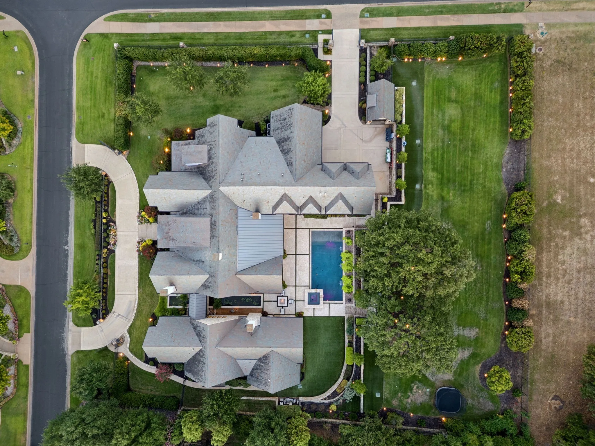 Single Family Residence For Sale in Tarrant County , 2001 Brazos Court, Westlake, Texas 76262, 5 Bedroom, 8 Bathroom, 5 Garage spaces, 8,959 Sqft, built in 2016, mls#21386182, Real Estate Agent in Westlake, Homes For Sale in Tarrant county, Homes For Sale in Westlake, Realtor in Westlake Texas, Real Estate Brokerage Independent Realty Texas, Luminita Cordes Realtor