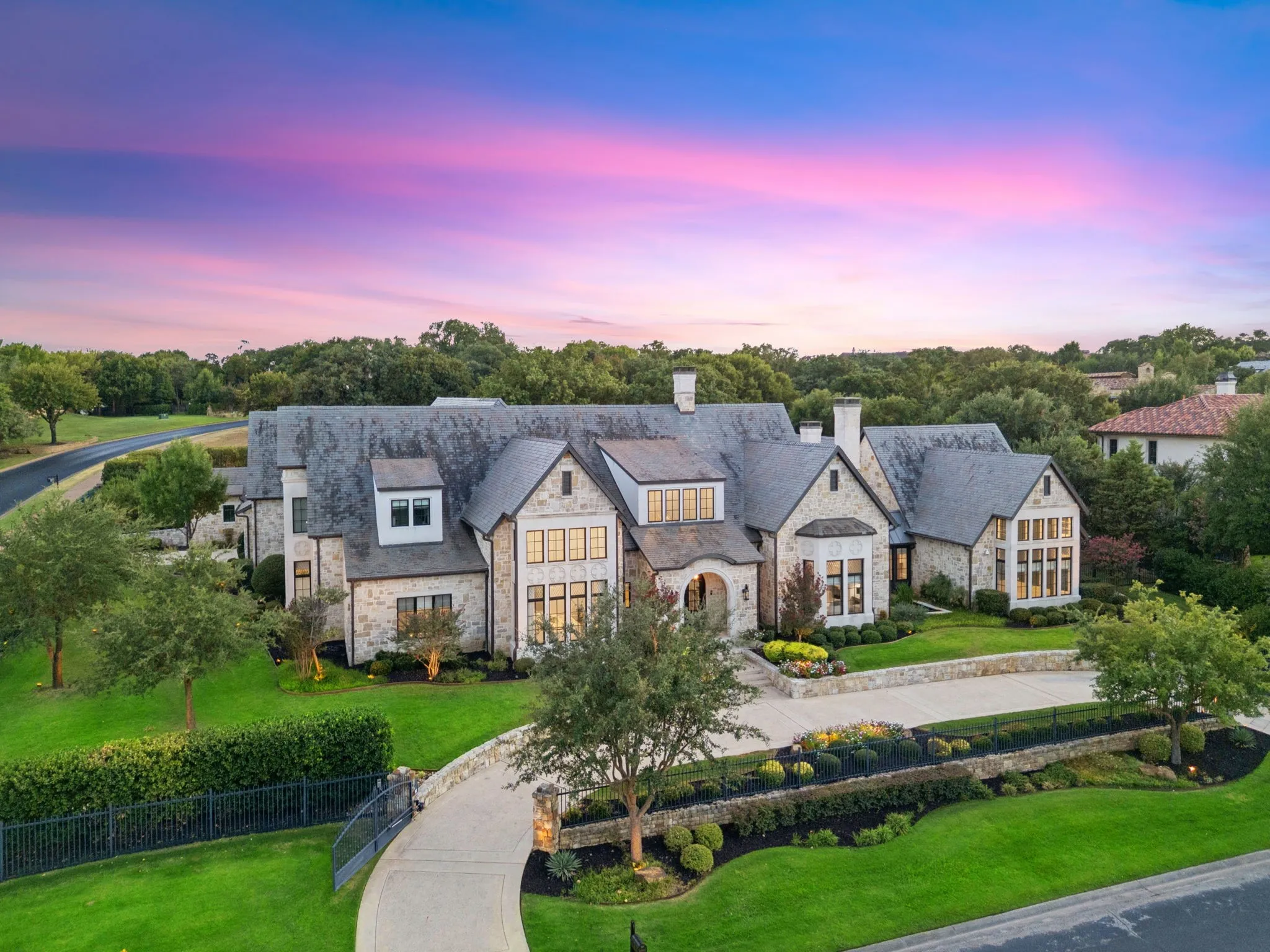 Single Family Residence For Sale in Tarrant County , 2001 Brazos Court, Westlake, Texas 76262, 5 Bedroom, 8 Bathroom, 5 Garage spaces, 8,959 Sqft, built in 2016, mls#21386182, Real Estate Agent in Westlake, Homes For Sale in Tarrant county, Homes For Sale in Westlake, Realtor in Westlake Texas, Real Estate Brokerage Independent Realty Texas, Luminita Cordes Realtor