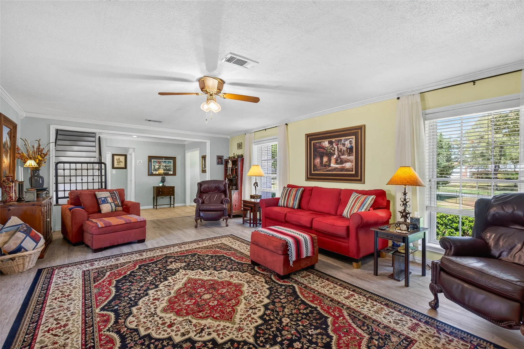Single Family Residence For Sale in Henderson County , 109 Lilac Lane, Gun Barrel City, Texas 75156, 4 Bedroom, 3 Bathroom, 2 Garage spaces, 1,984 Sqft, built in 1966, mls#21386463, Real Estate Agent in Gun Barrel City, Homes For Sale in Henderson county, Homes For Sale in Gun Barrel City, Realtor in Gun Barrel City Texas, Real Estate Brokerage Independent Realty Texas, Luminita Cordes Realtor