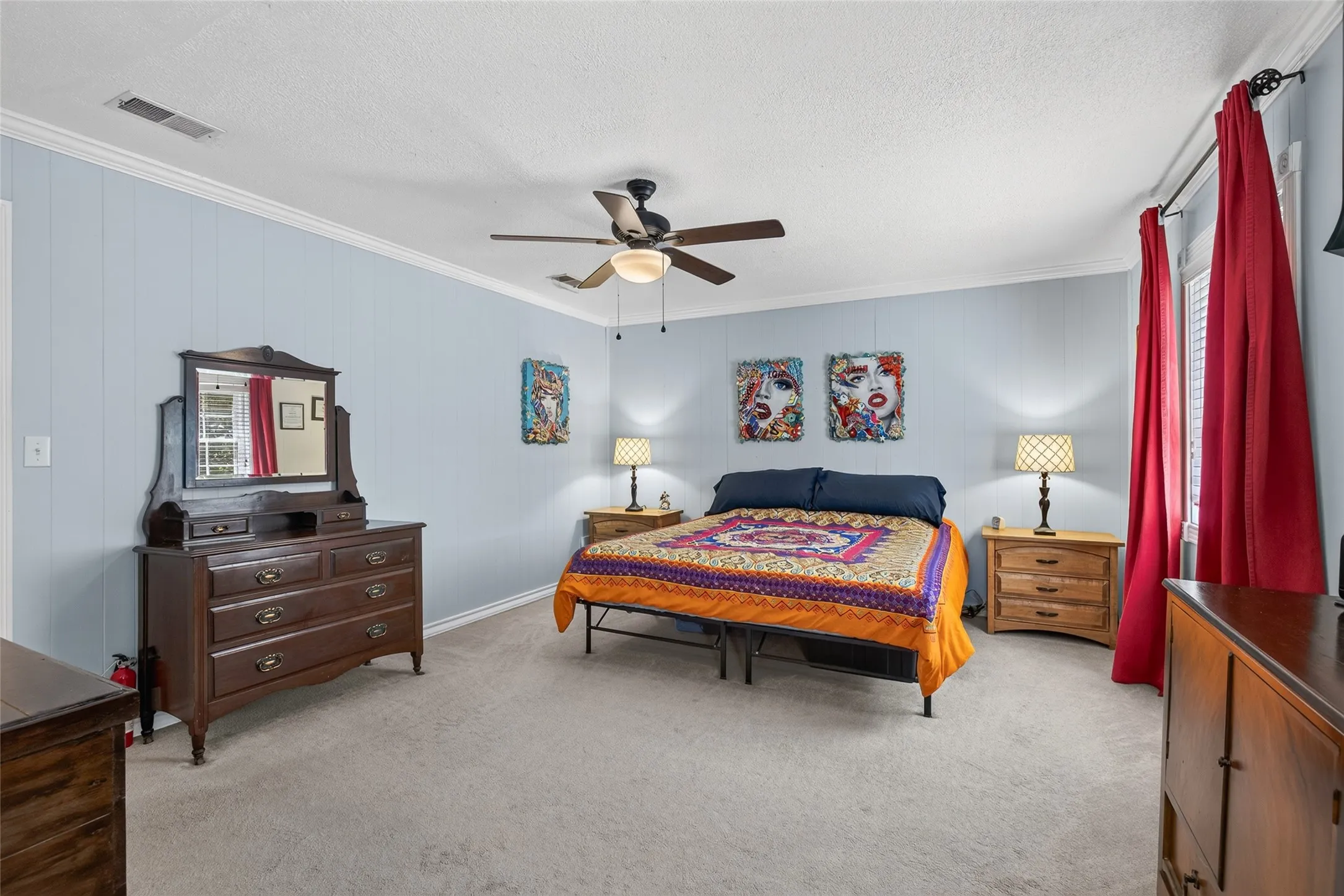 Single Family Residence For Sale in Henderson County , 109 Lilac Lane, Gun Barrel City, Texas 75156, 4 Bedroom, 3 Bathroom, 2 Garage spaces, 1,984 Sqft, built in 1966, mls#21386463, Real Estate Agent in Gun Barrel City, Homes For Sale in Henderson county, Homes For Sale in Gun Barrel City, Realtor in Gun Barrel City Texas, Real Estate Brokerage Independent Realty Texas, Luminita Cordes Realtor