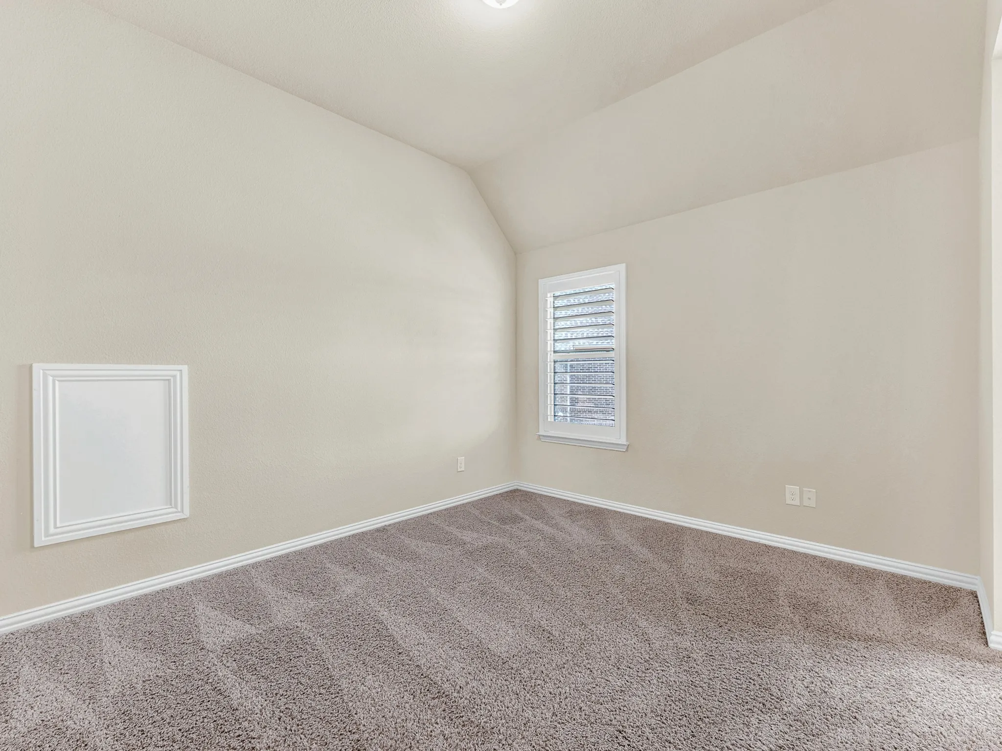 Single Family Residence For Sale in Collin County , 409 Daleport Drive, Murphy, Texas 75094, 5 Bedroom, 5 Bathroom, 3 Garage spaces, 4,162 Sqft, built in 2012, mls#21363504, Real Estate Agent in Murphy, Homes For Sale in Collin county, Homes For Sale in Murphy, Realtor in Murphy Texas, Real Estate Brokerage Independent Realty Texas, Luminita Cordes Realtor