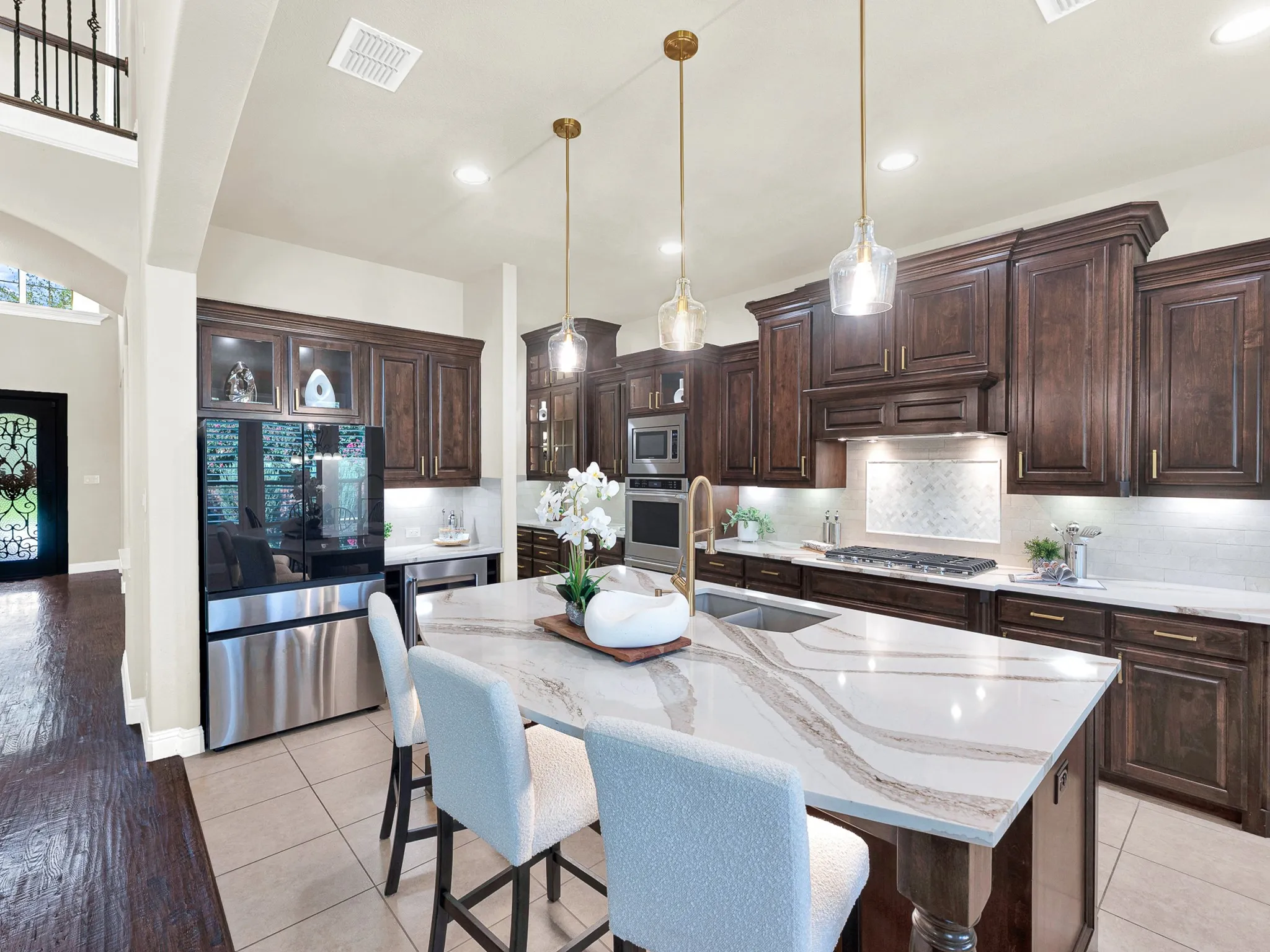 Single Family Residence For Sale in Collin County , 409 Daleport Drive, Murphy, Texas 75094, 5 Bedroom, 5 Bathroom, 3 Garage spaces, 4,162 Sqft, built in 2012, mls#21363504, Real Estate Agent in Murphy, Homes For Sale in Collin county, Homes For Sale in Murphy, Realtor in Murphy Texas, Real Estate Brokerage Independent Realty Texas, Luminita Cordes Realtor