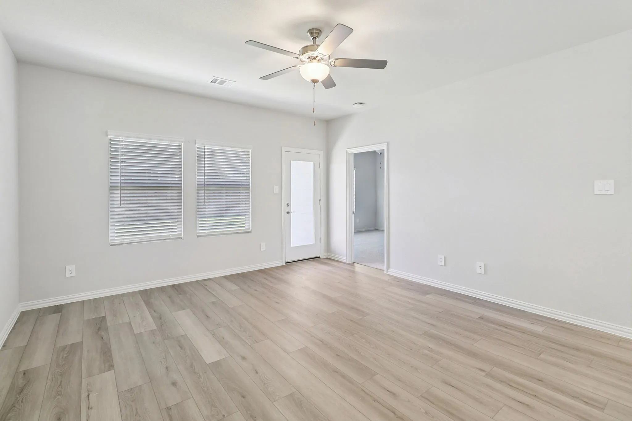 Photo is not of the actual home, but is an inspirational photo of builder’s model home and may depict options, furnishings, and/or decorator features that are not included.